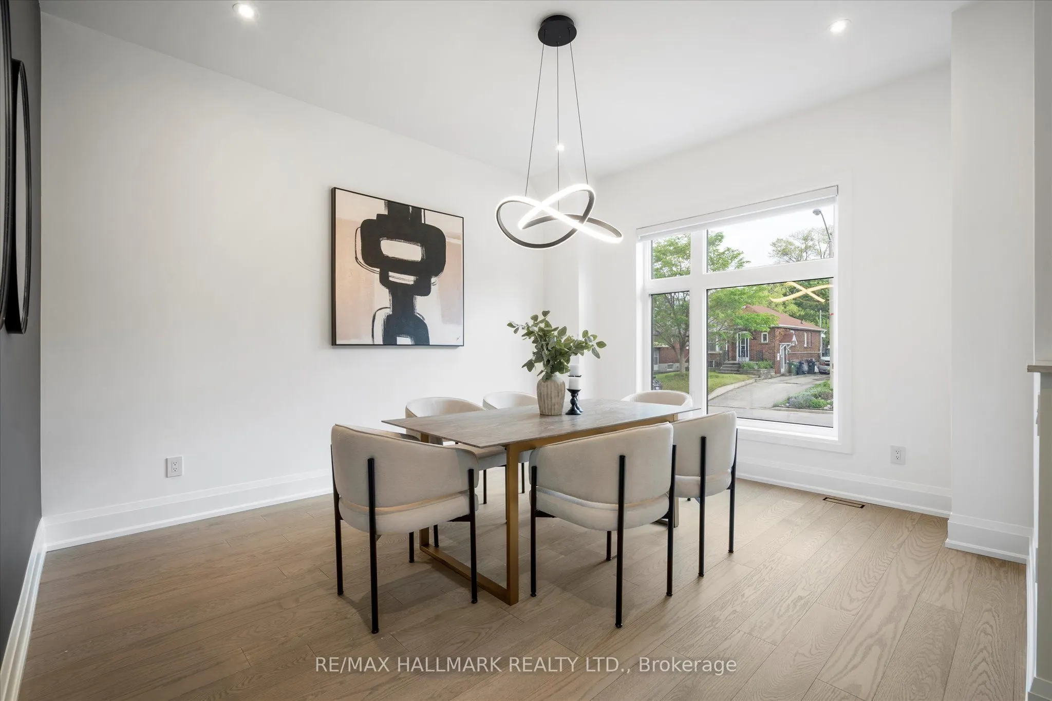 40 Manderley Drive