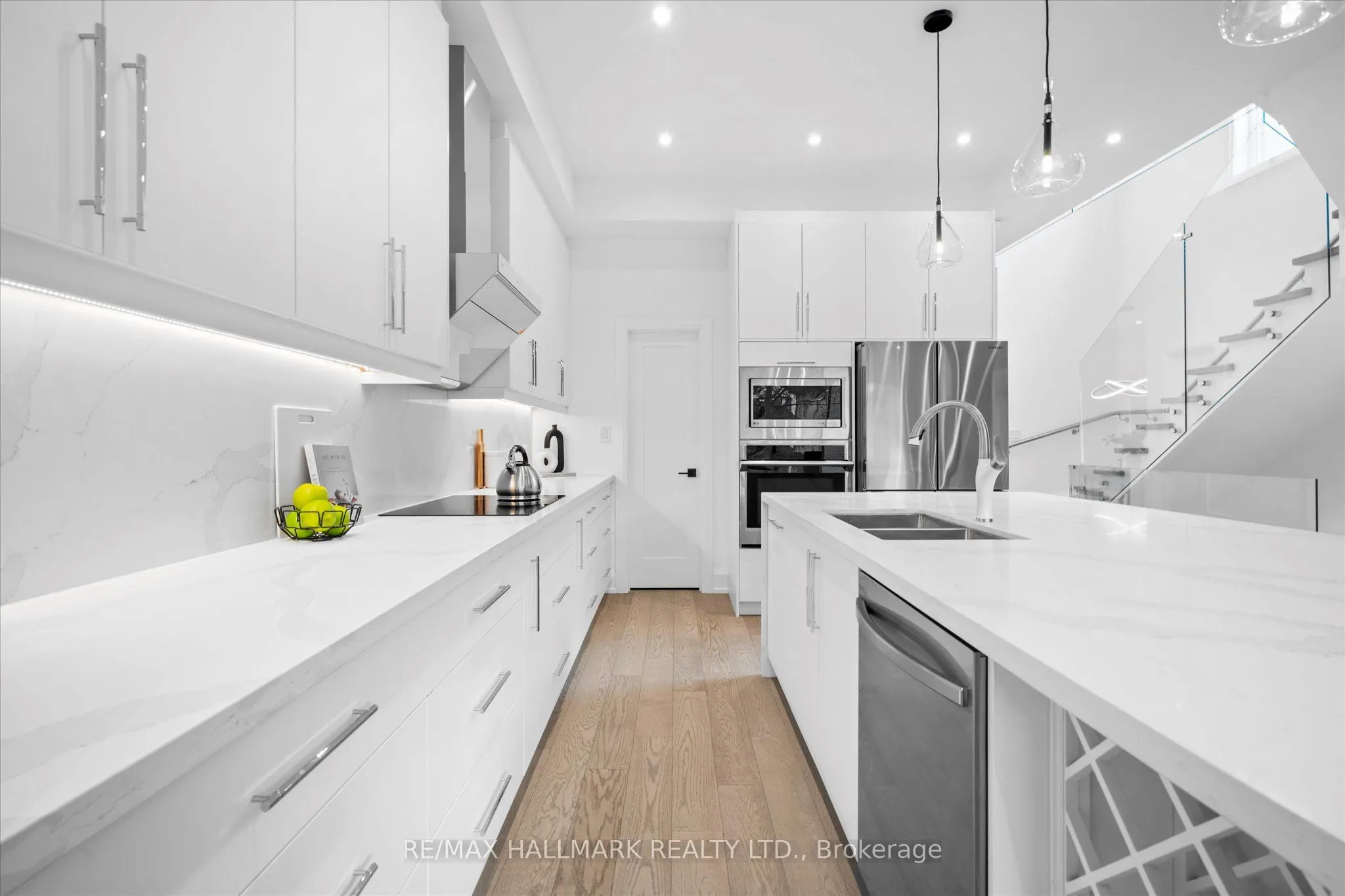 40 Manderley Drive