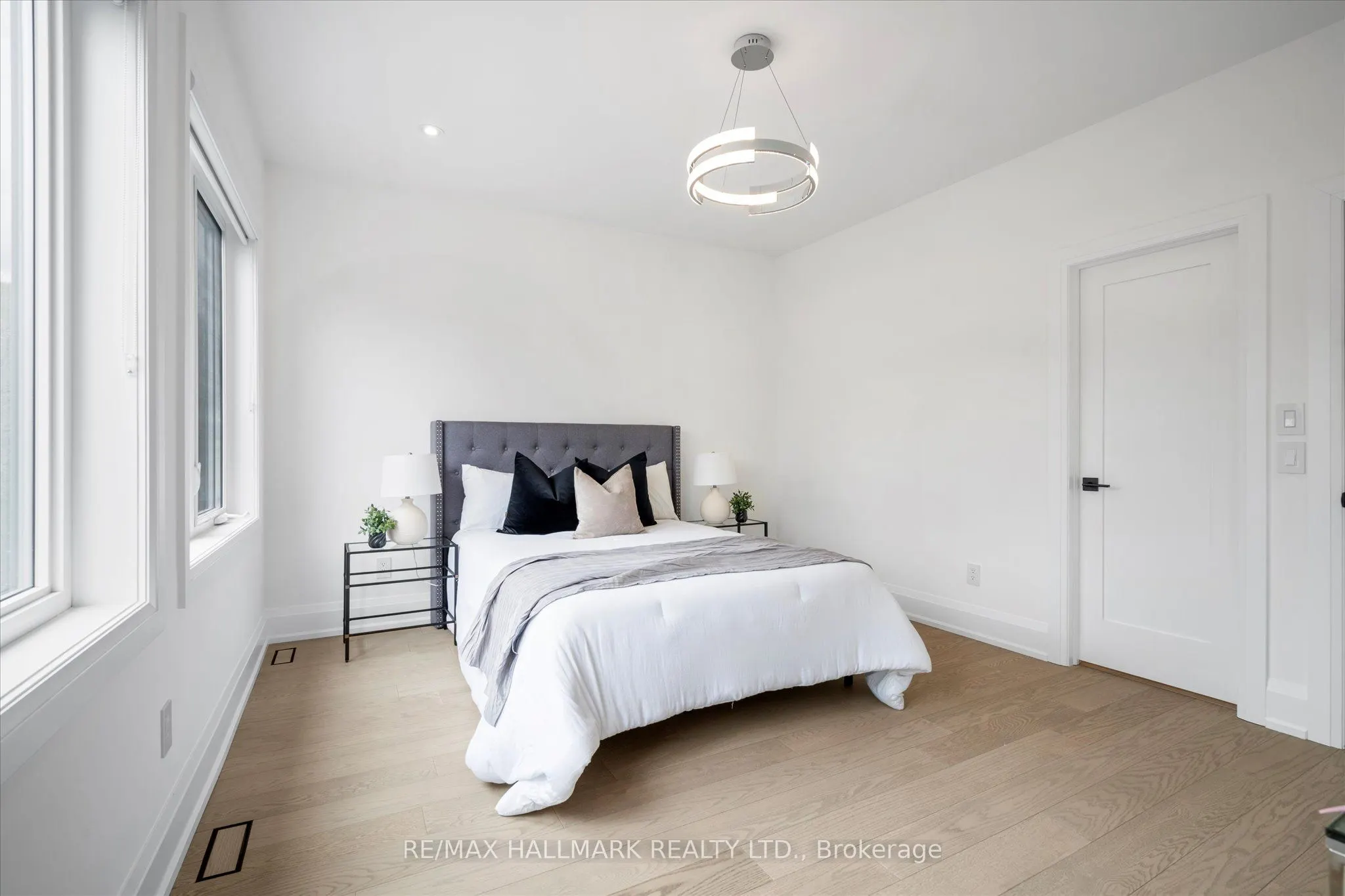 40 Manderley Drive