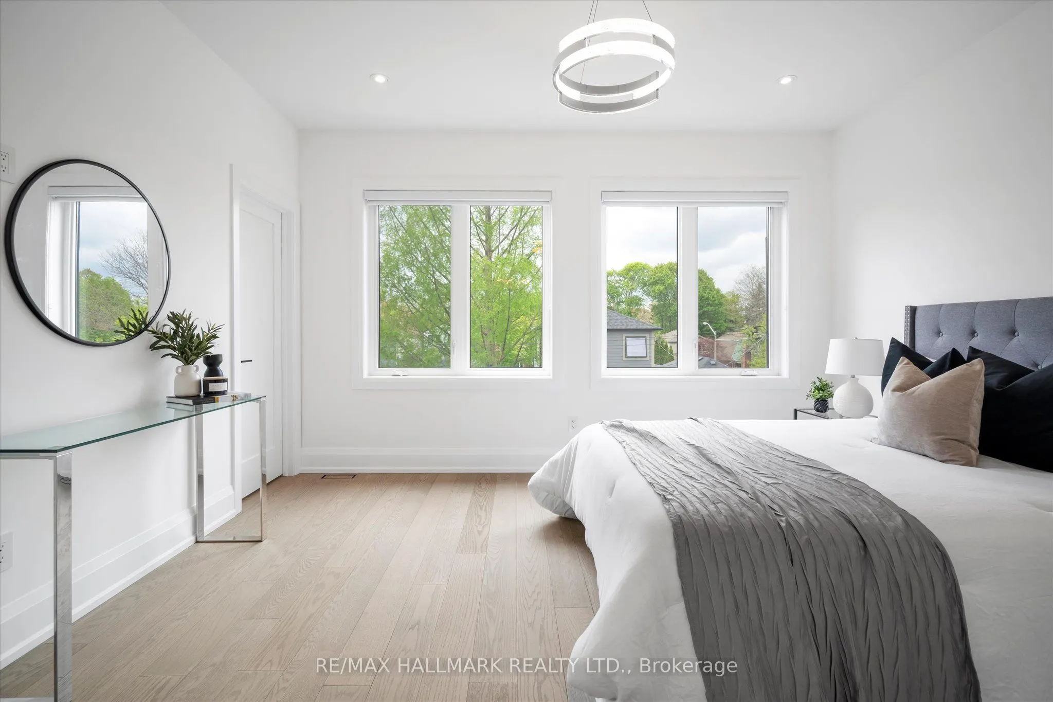 40 Manderley Drive