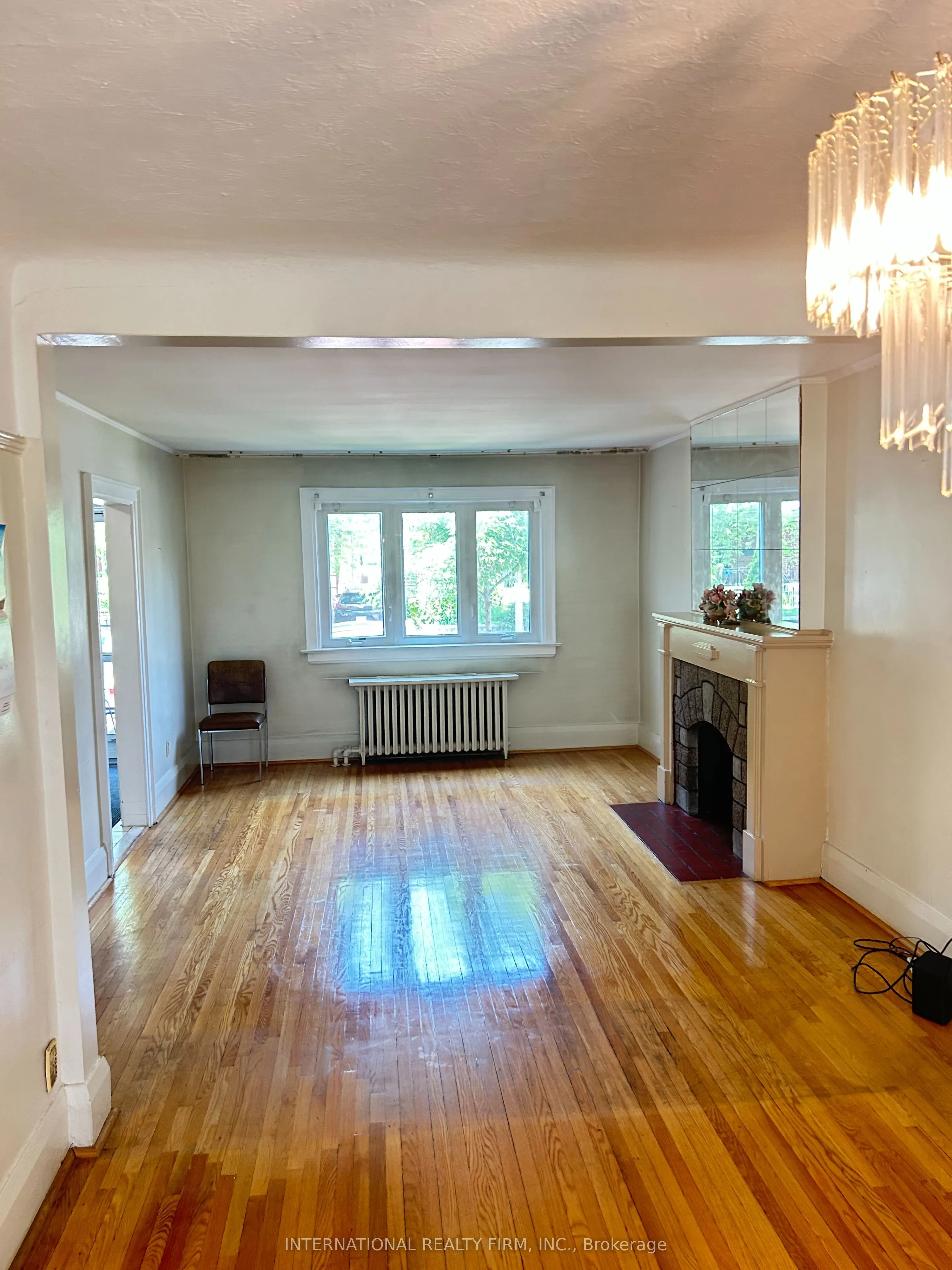 419 Mortimer Avenue