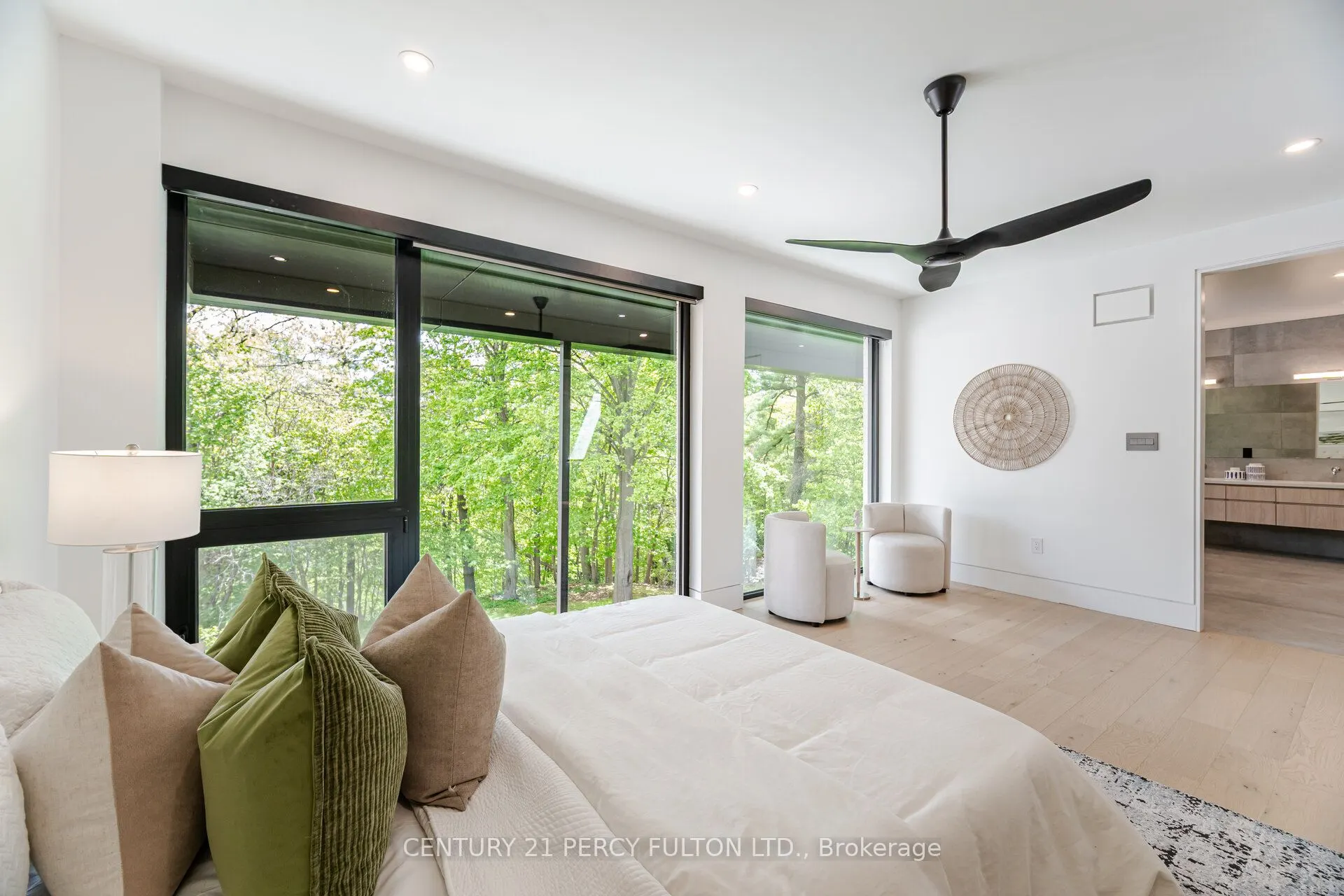 10 Haida Court