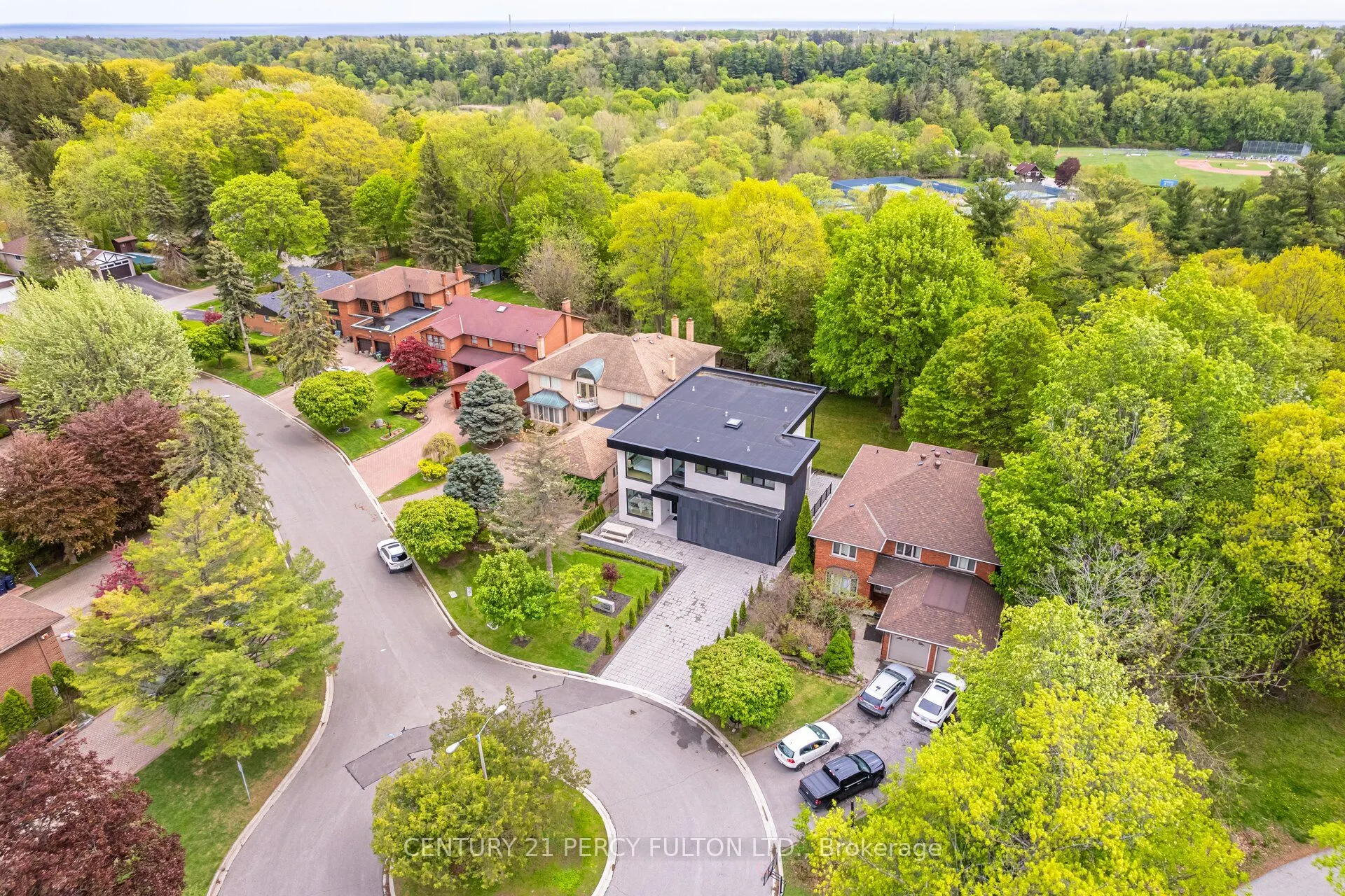 10 Haida Court