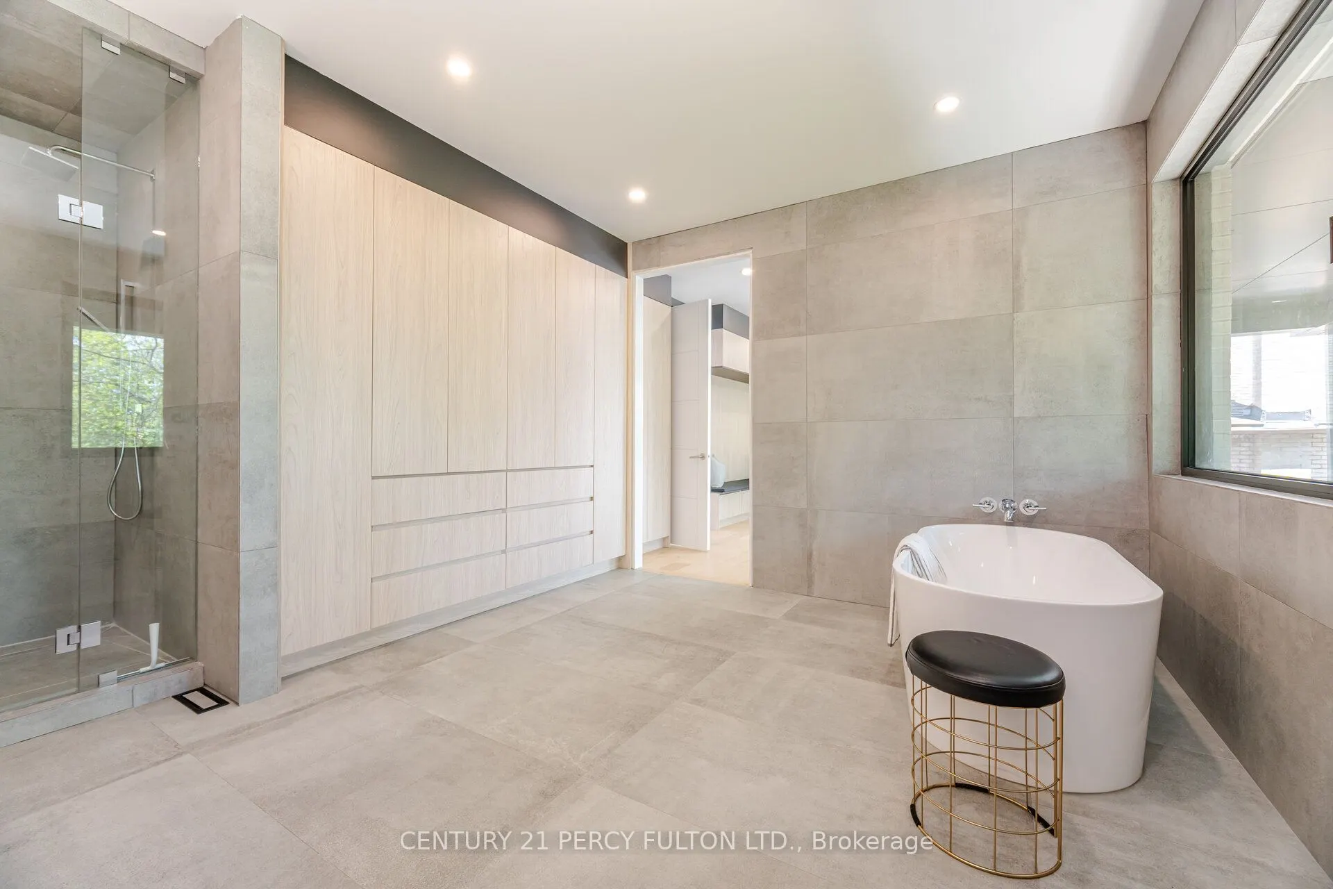 10 Haida Court