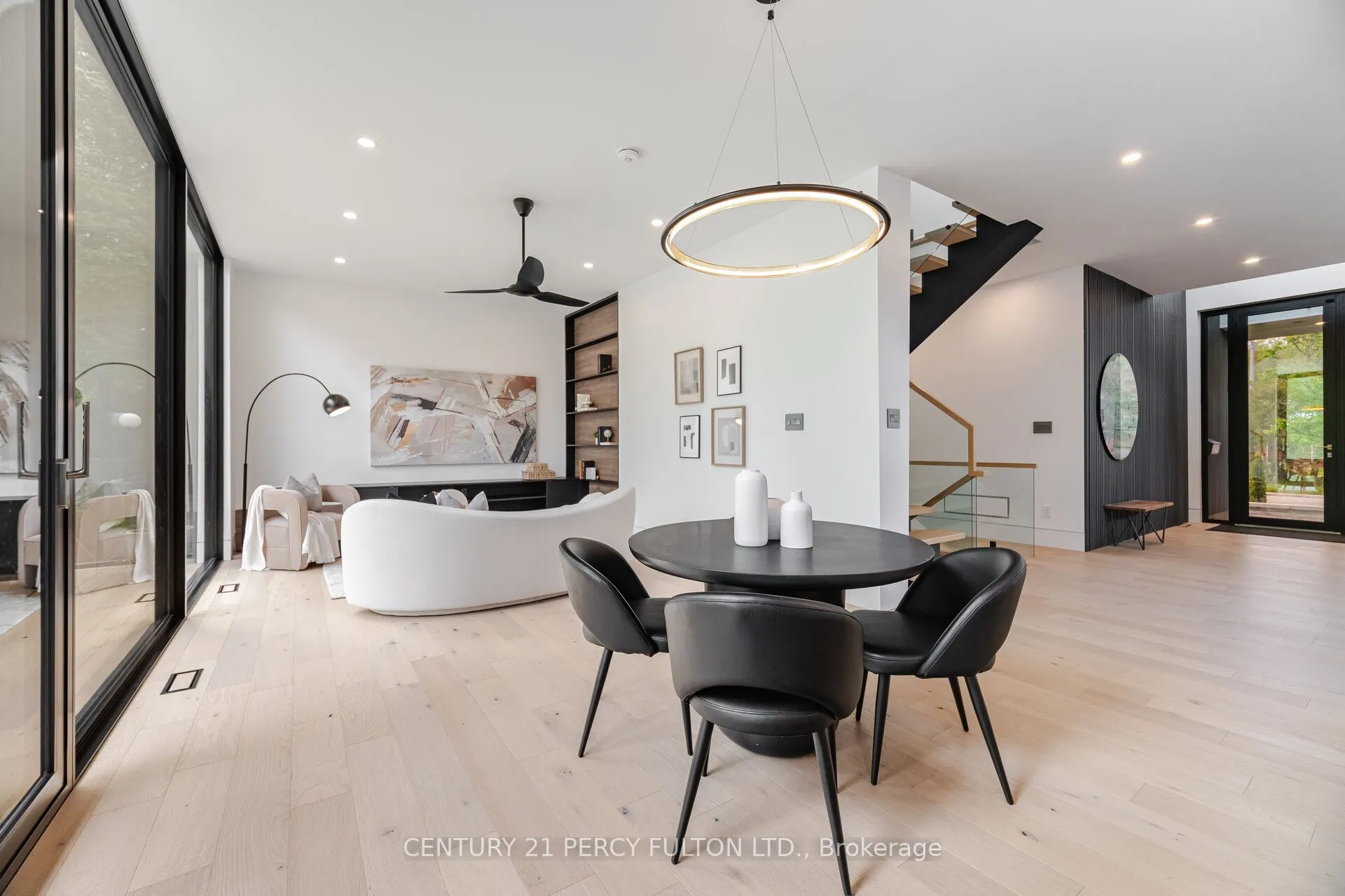 10 Haida Court
