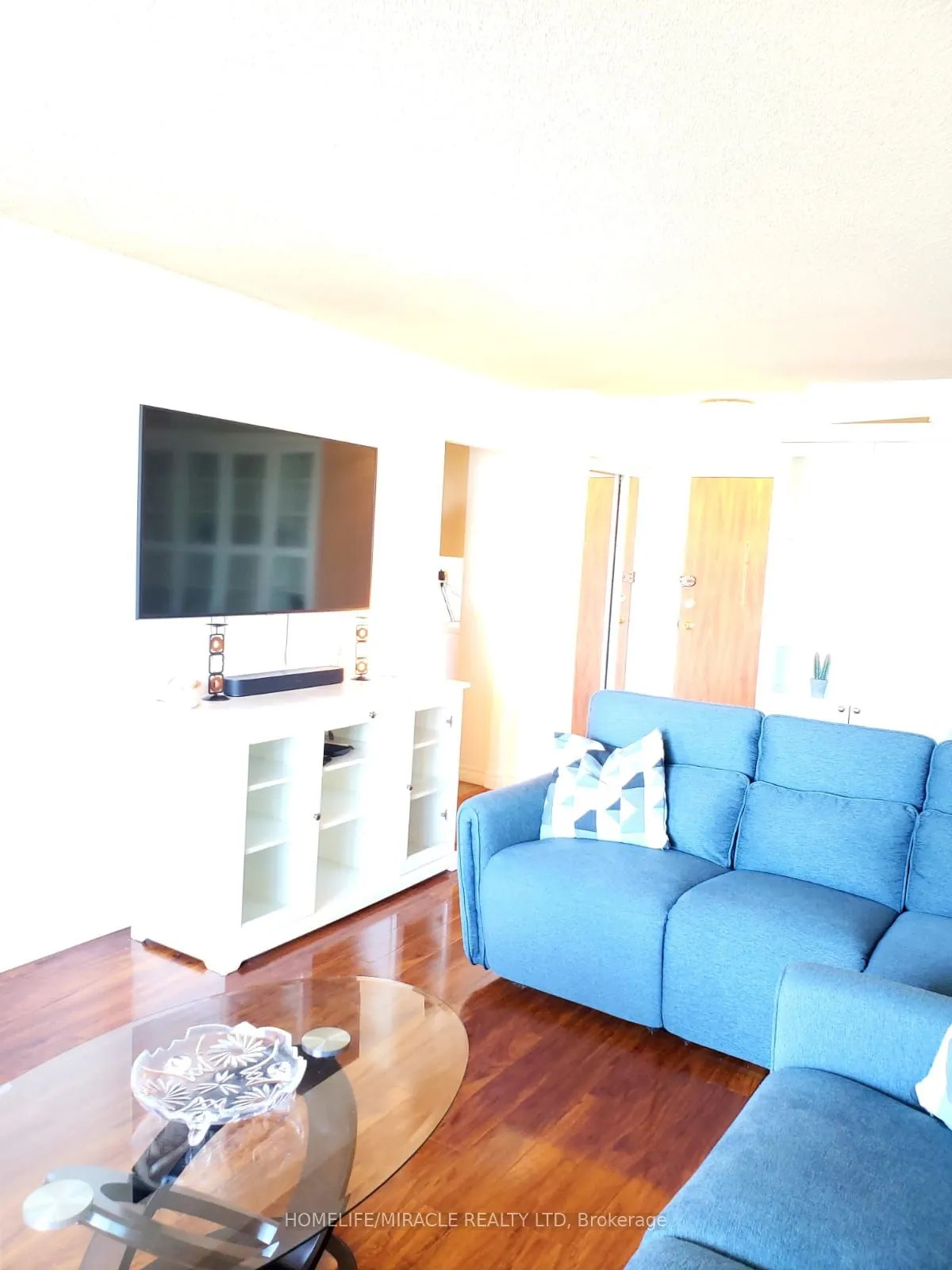 121 Trudelle Street, #814