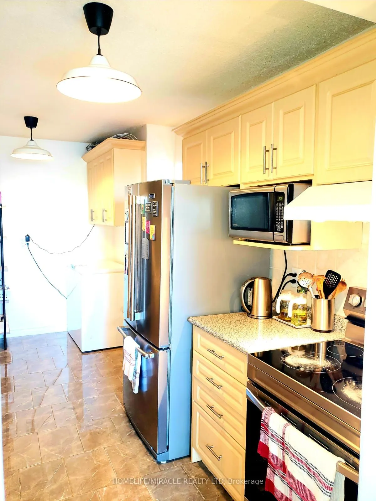 121 Trudelle Street, #814