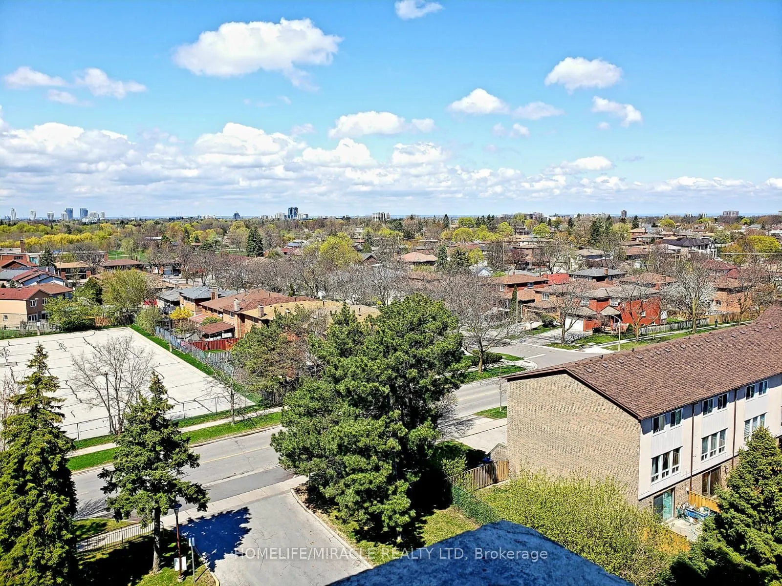 121 Trudelle Street, #814
