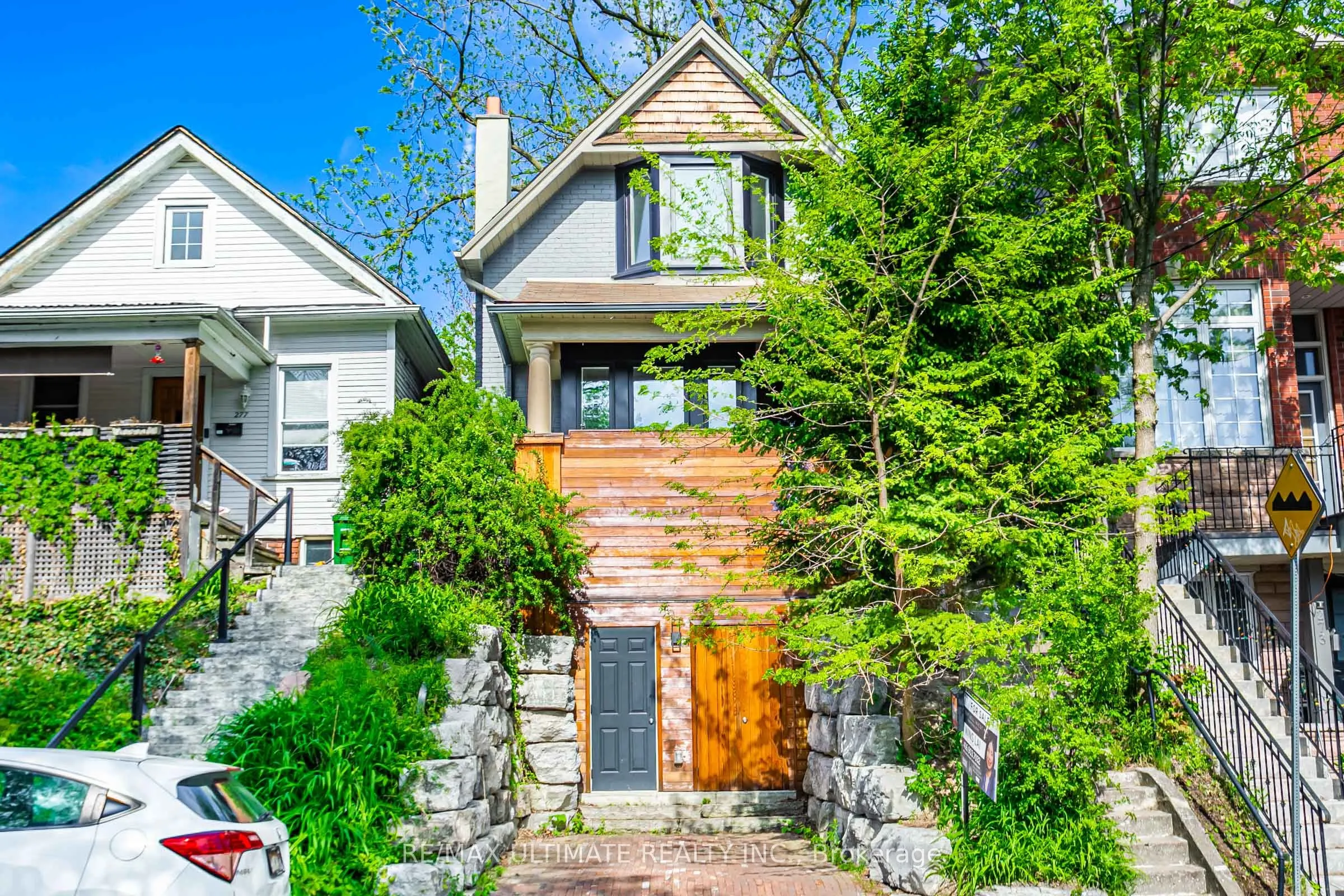 275 Kenilworth Avenue