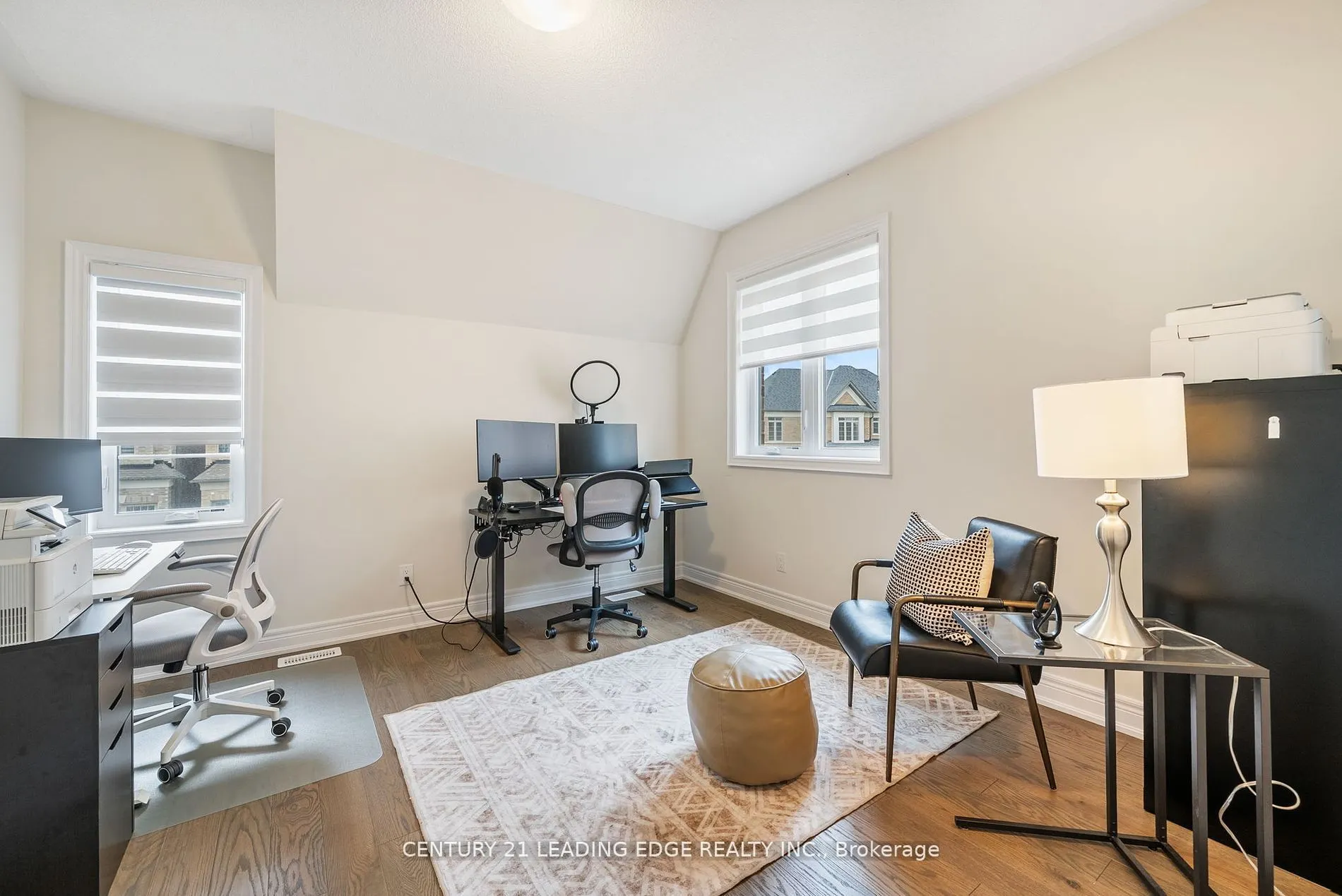 89 Deer Ridge Crescent