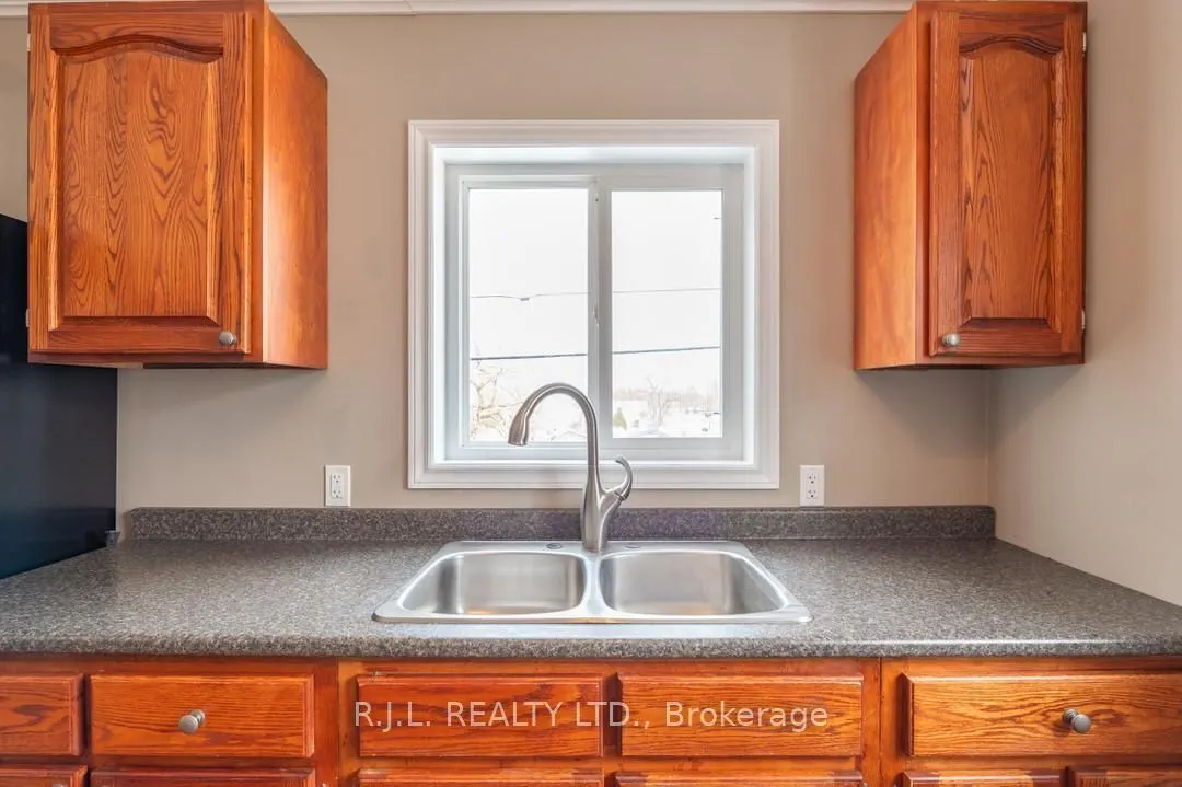 178 Platten Boulevard