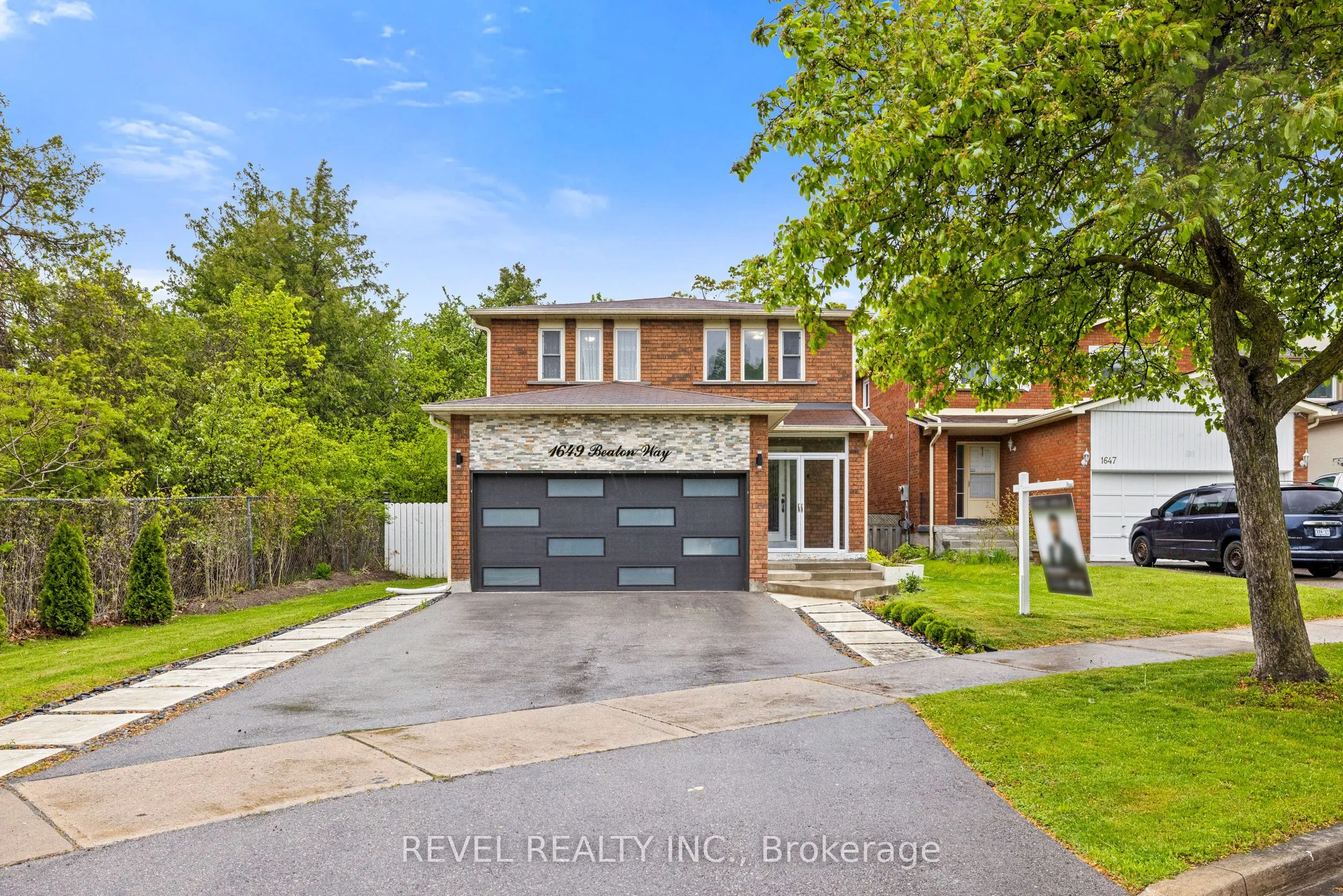 1649 Beaton Way