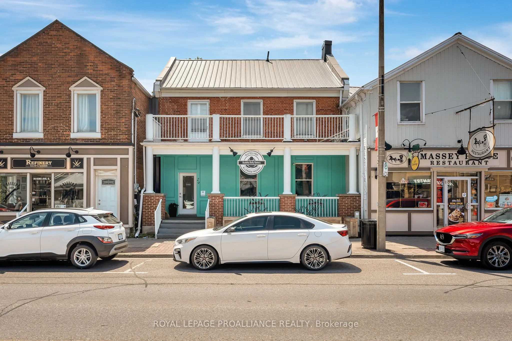 29 King Avenue E