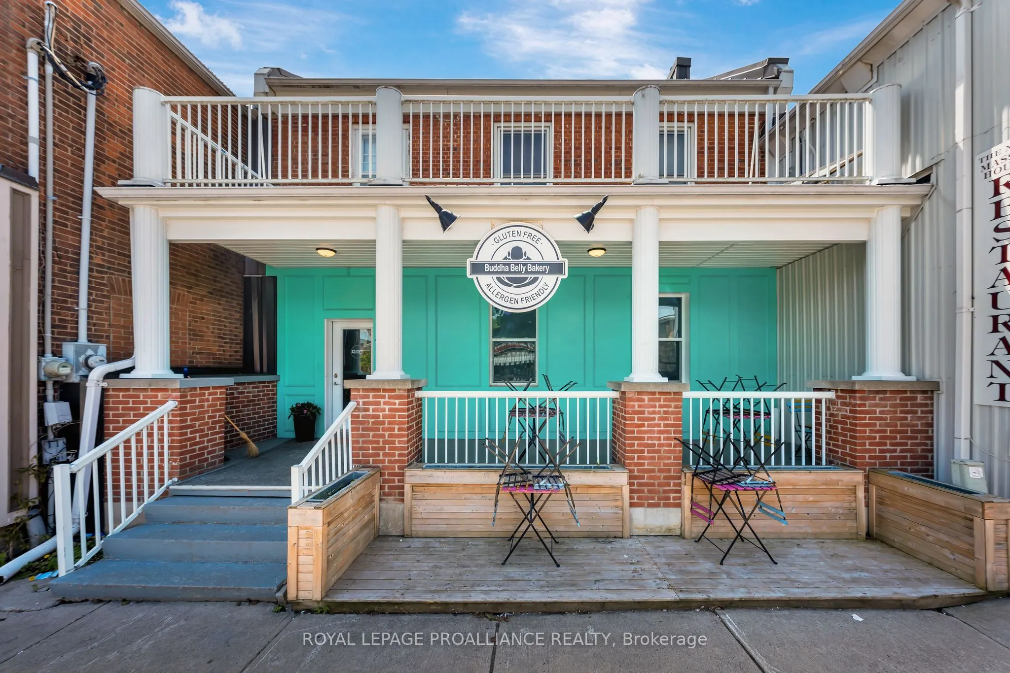 29 King Avenue E