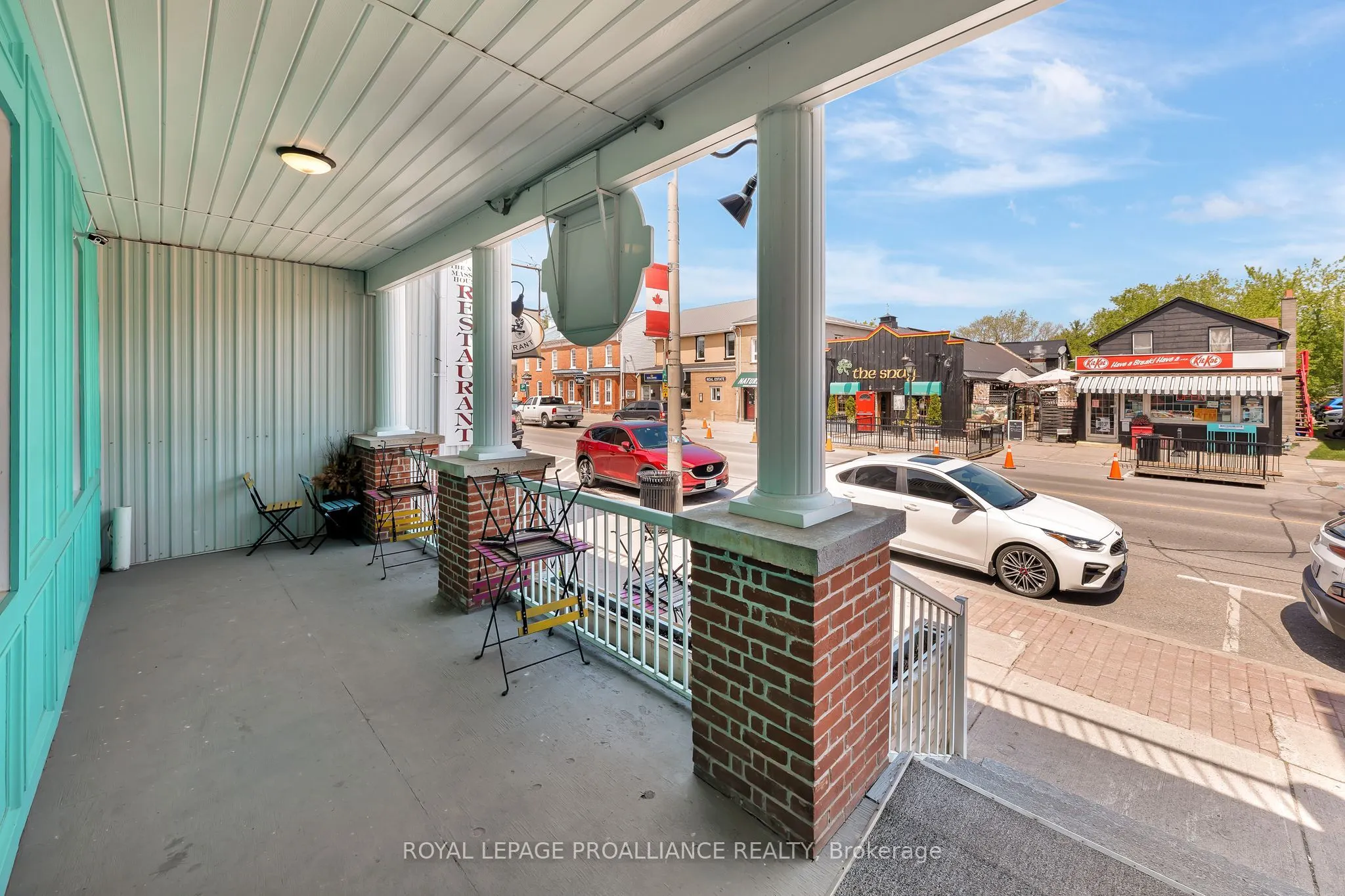 29 King Avenue E