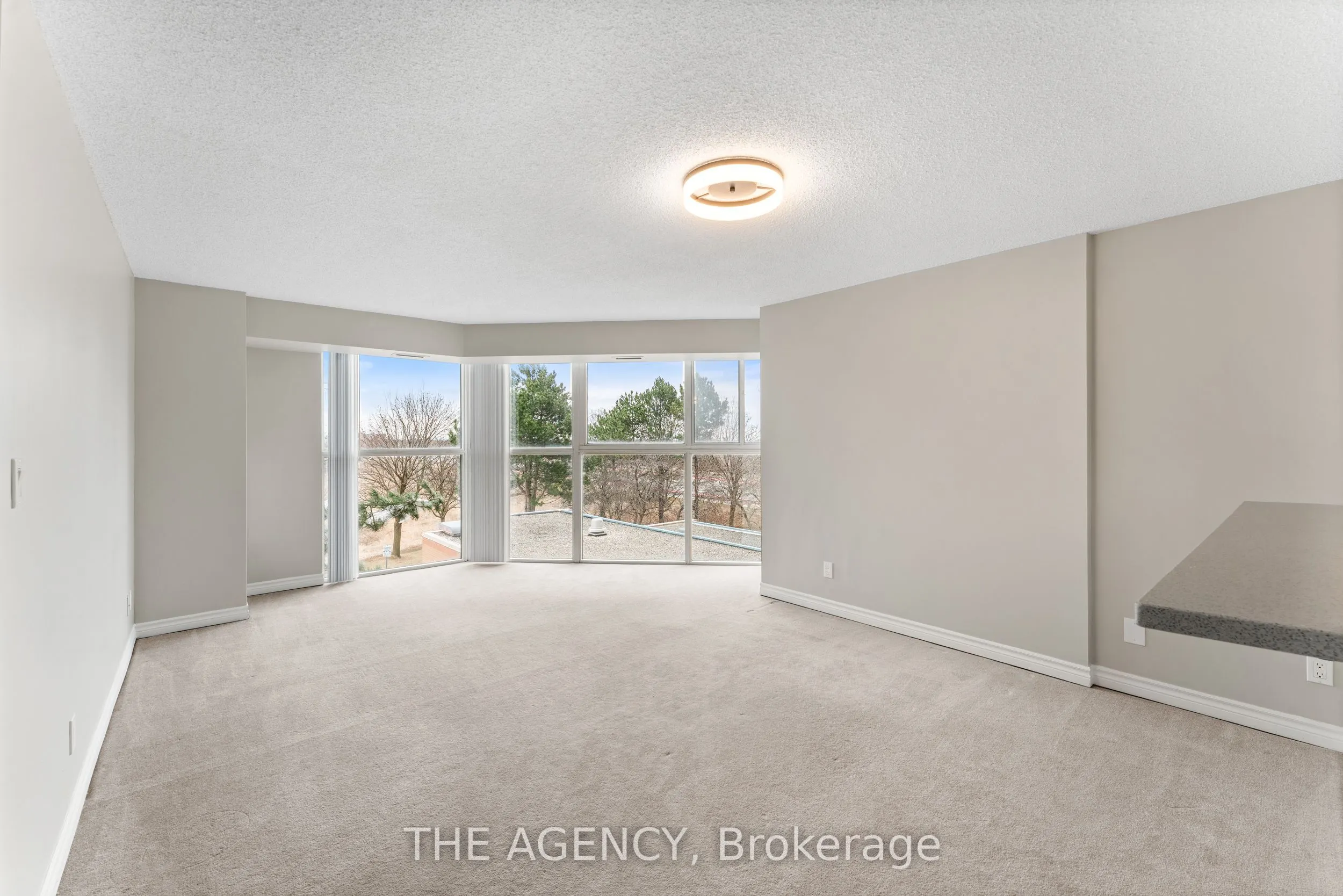 90 Dale Avenue, #301