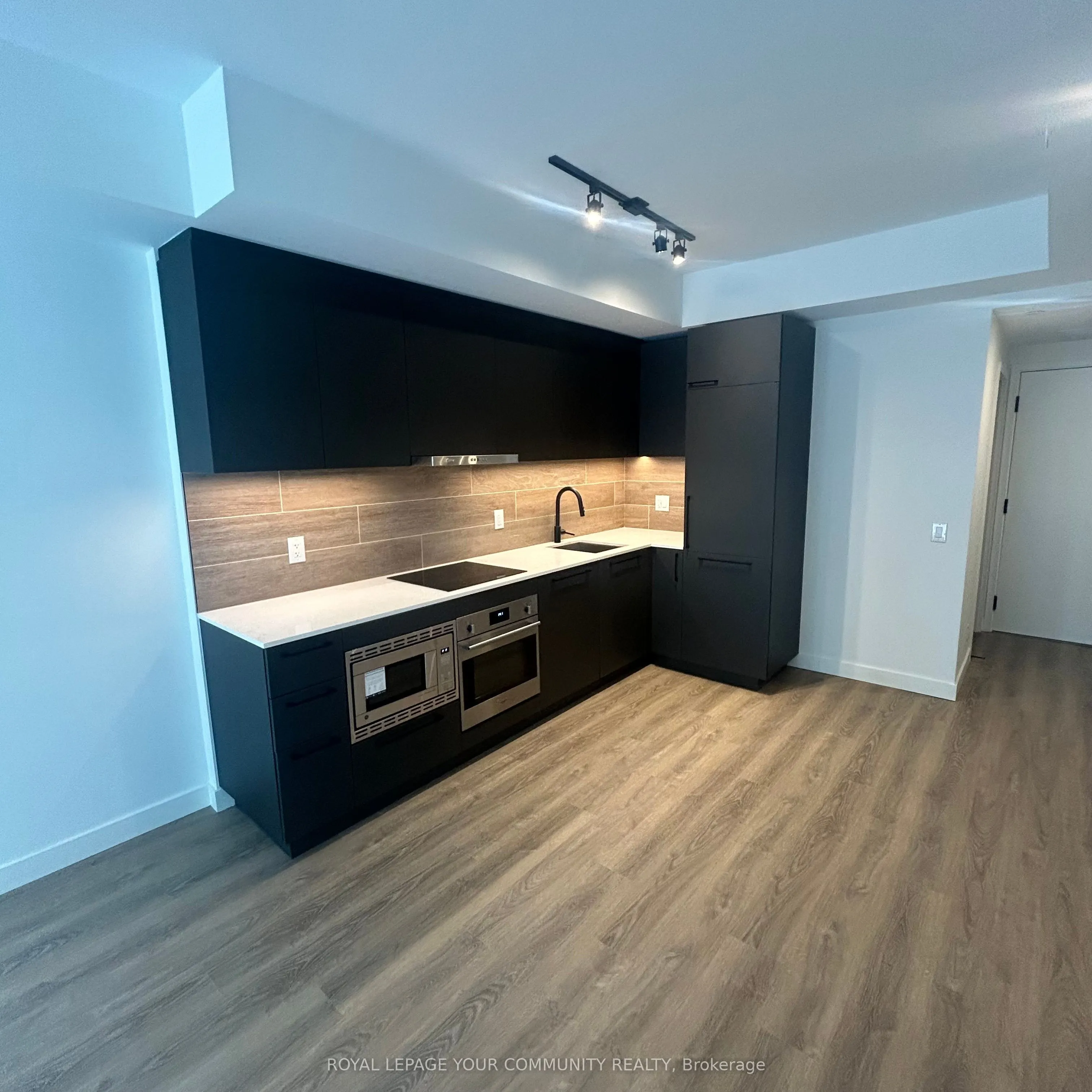 1050 Eastern Avenue, #302