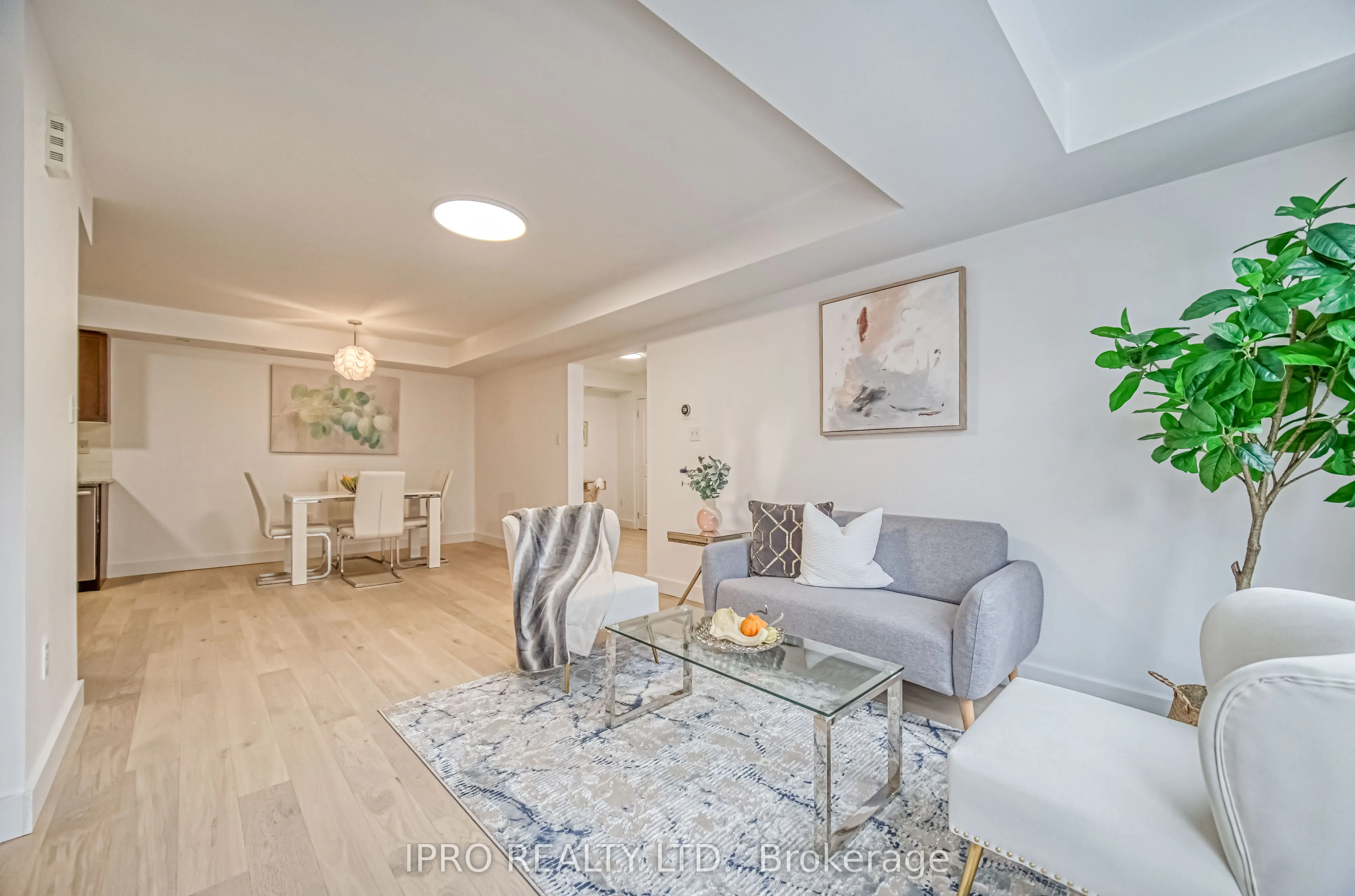 75 Carroll Street, #10