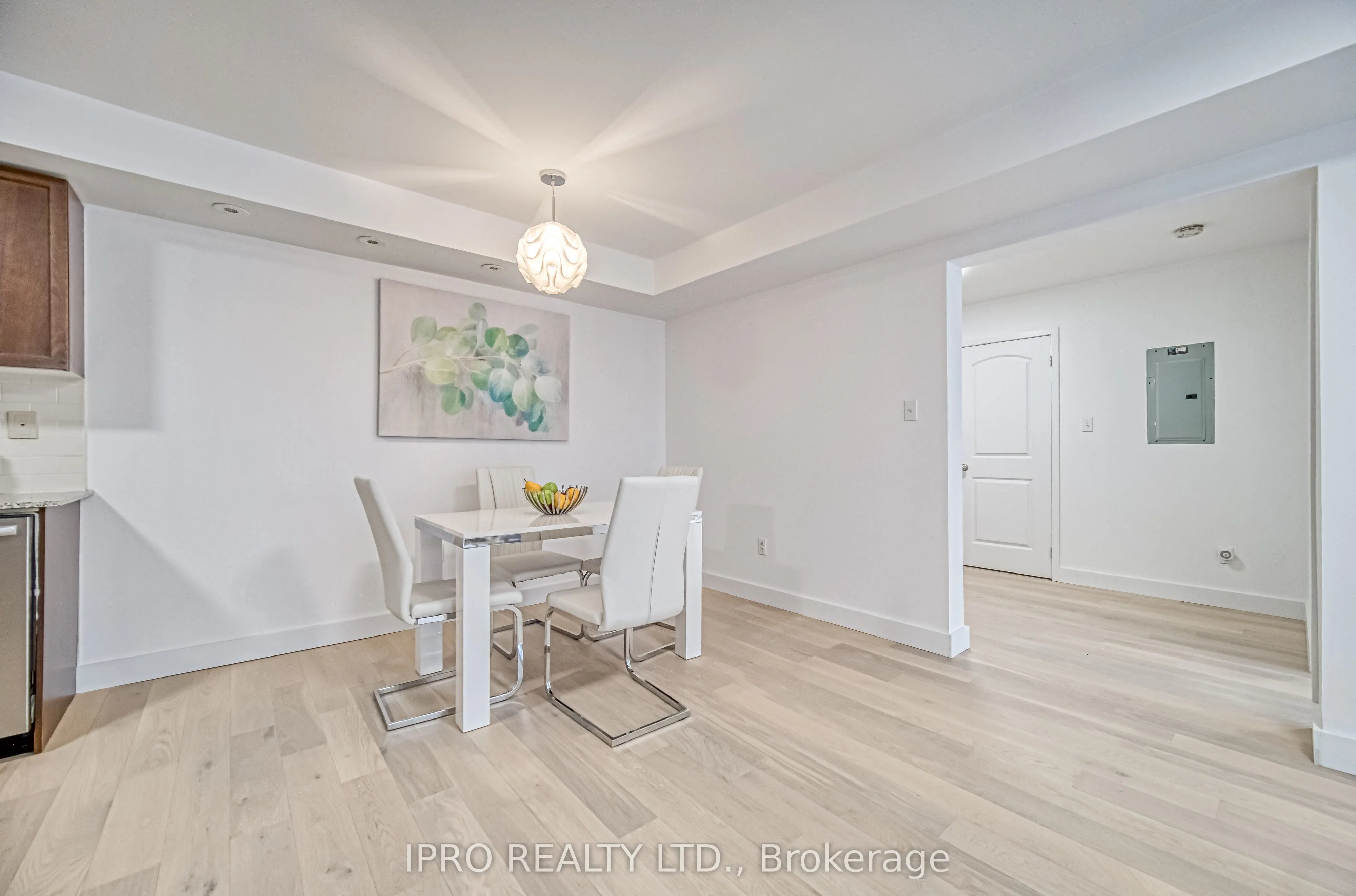 75 Carroll Street, #10