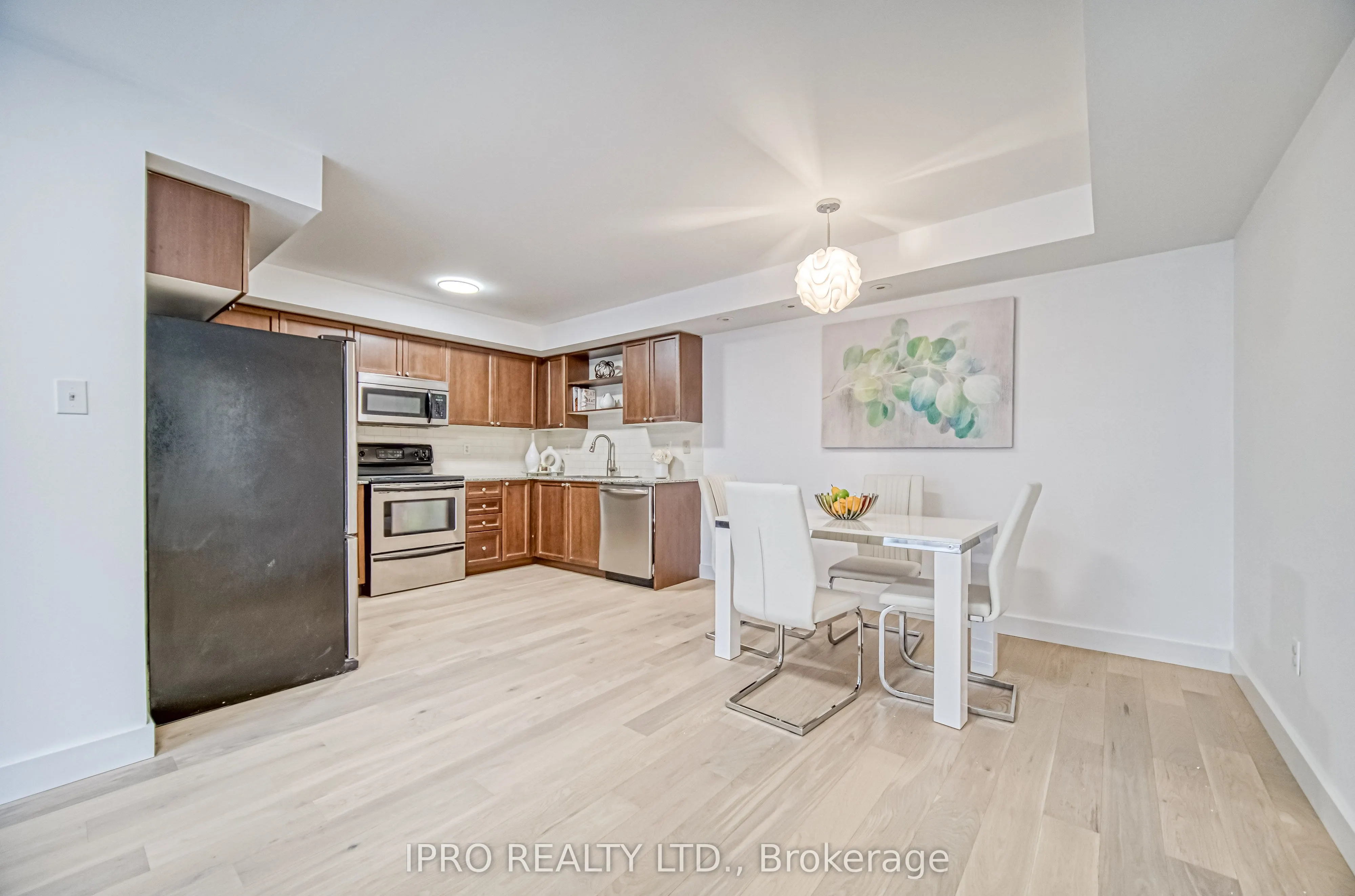 75 Carroll Street, #10