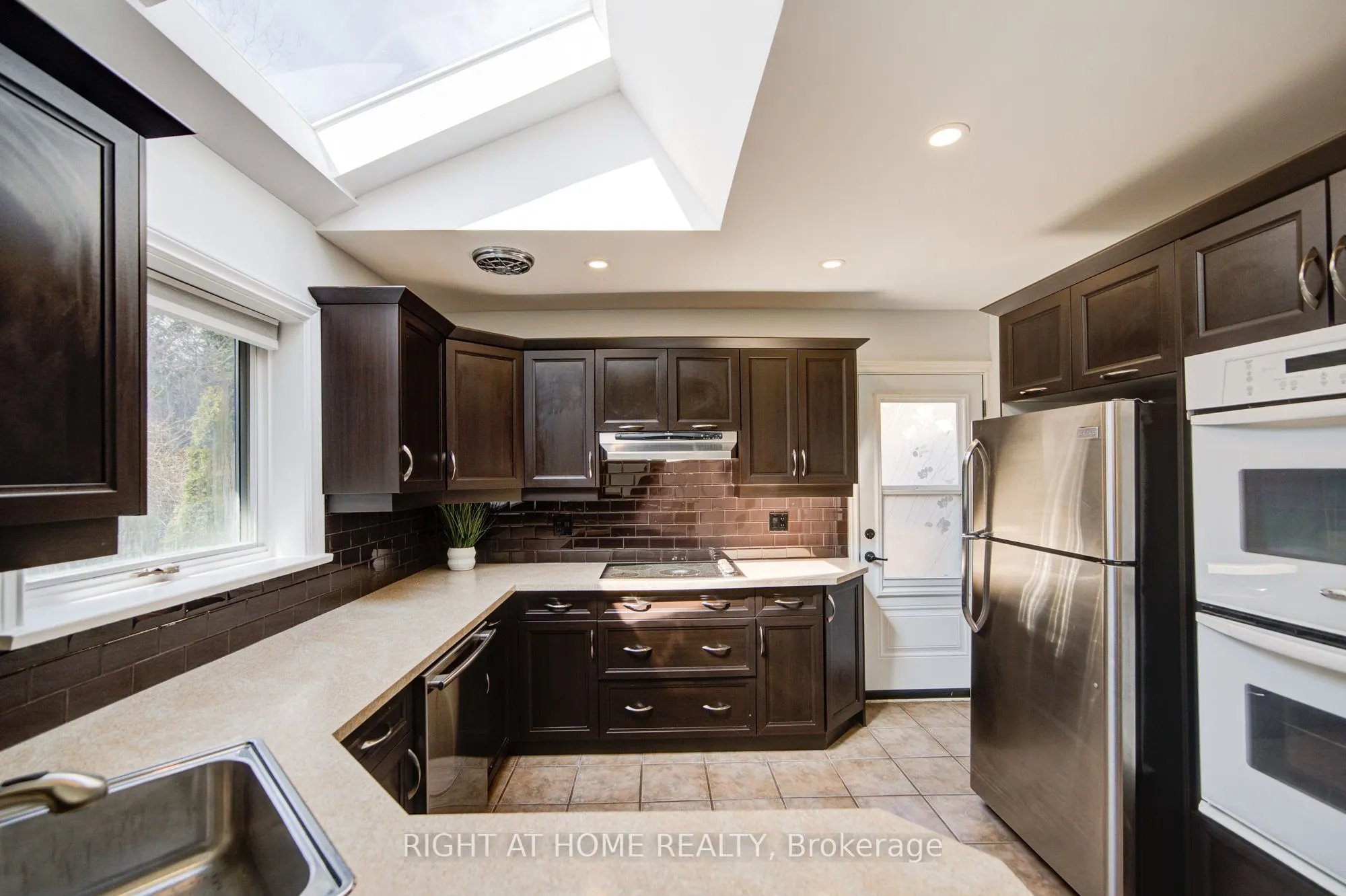 326 Jaybell Grove