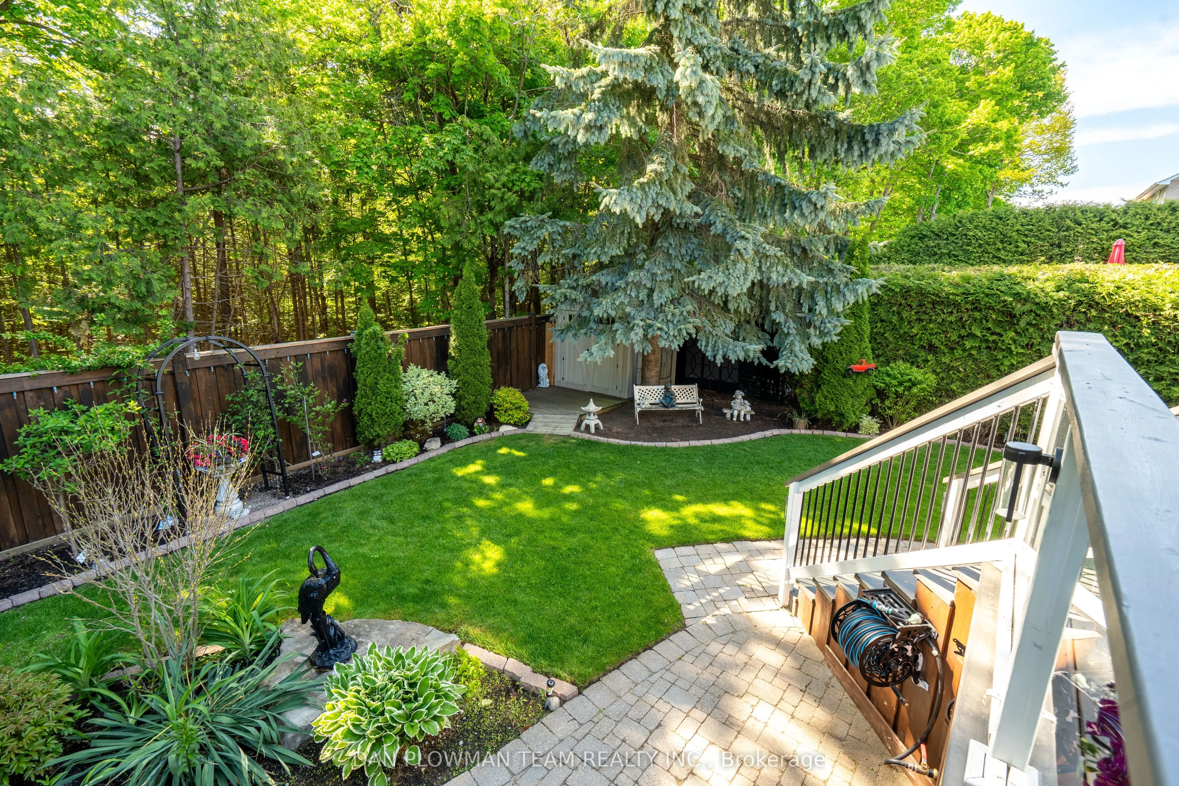 264 Ryerson Crescent