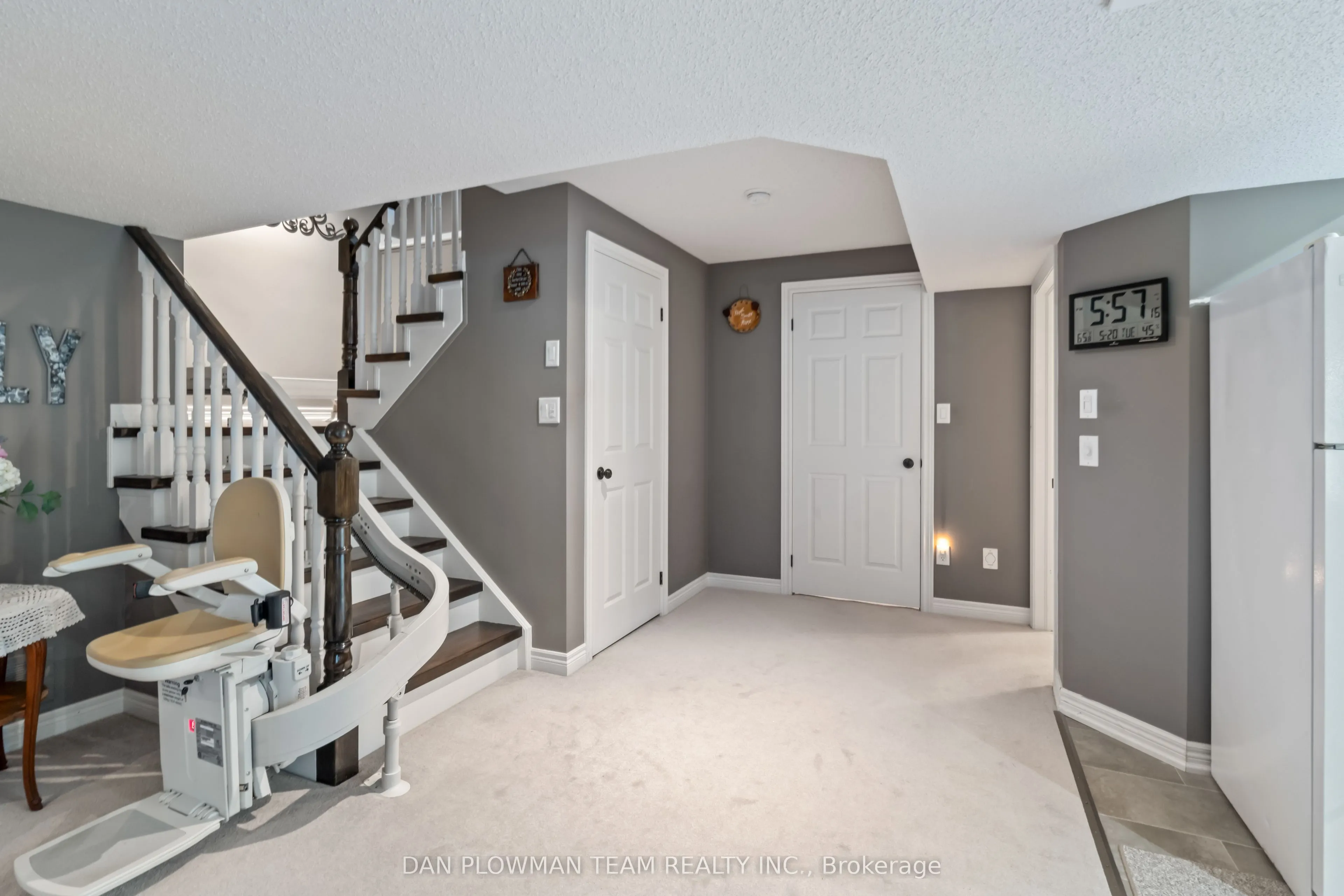 264 Ryerson Crescent