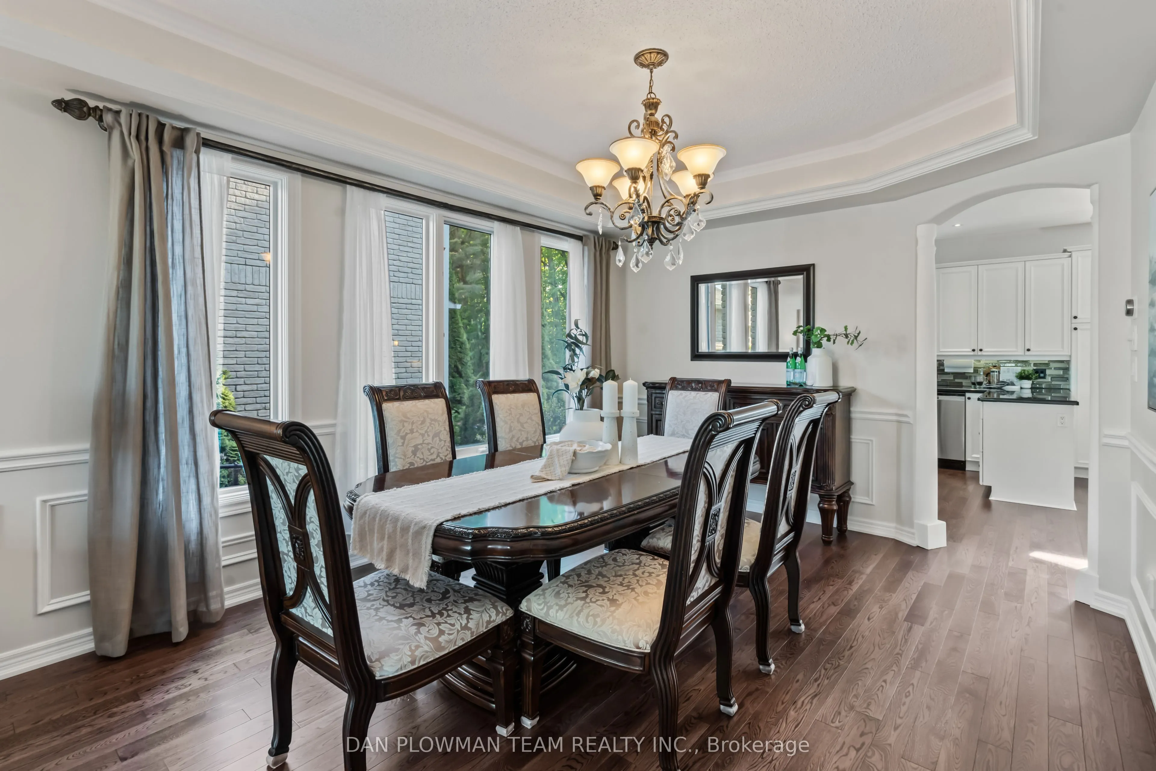 264 Ryerson Crescent