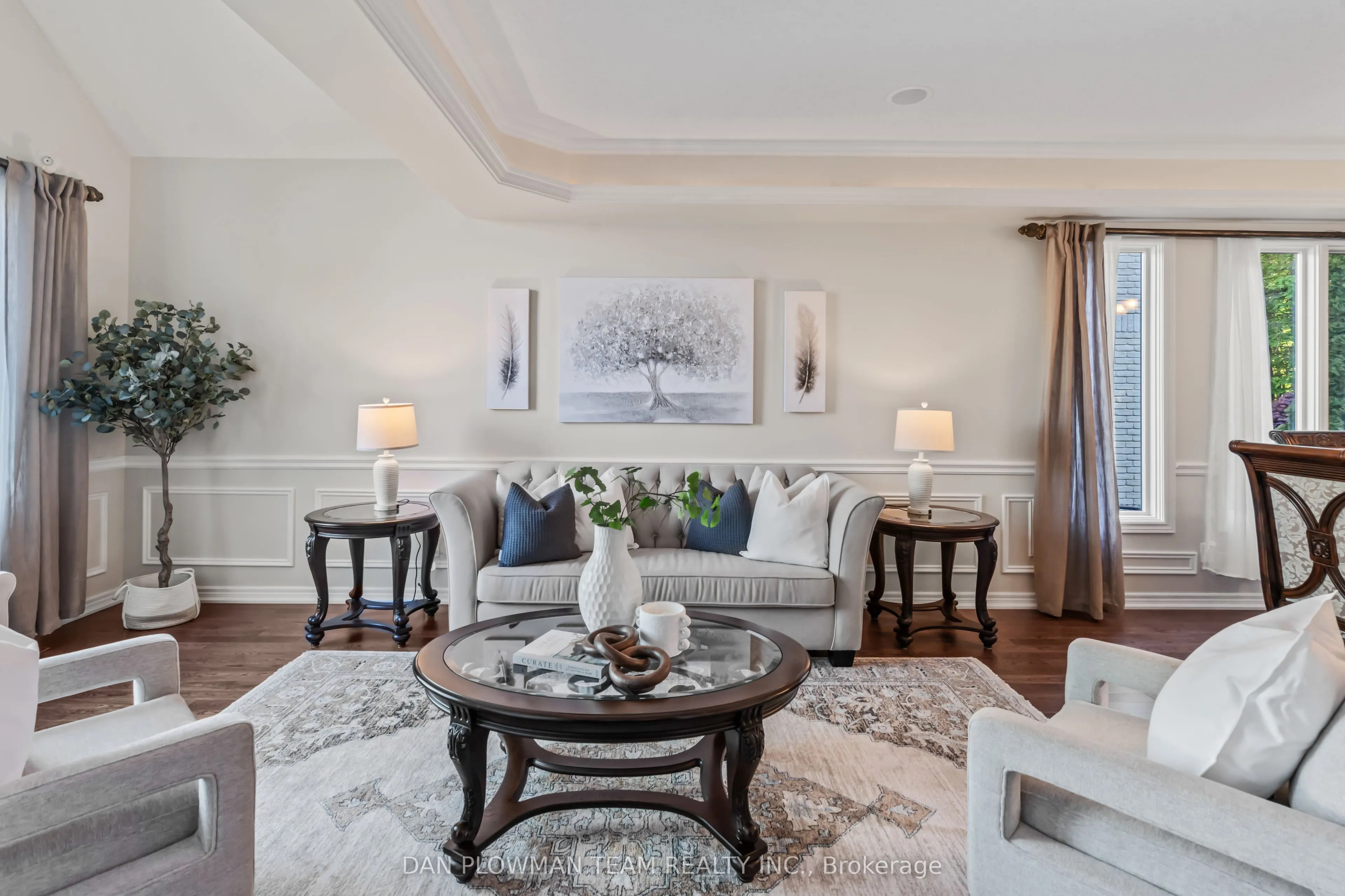 264 Ryerson Crescent