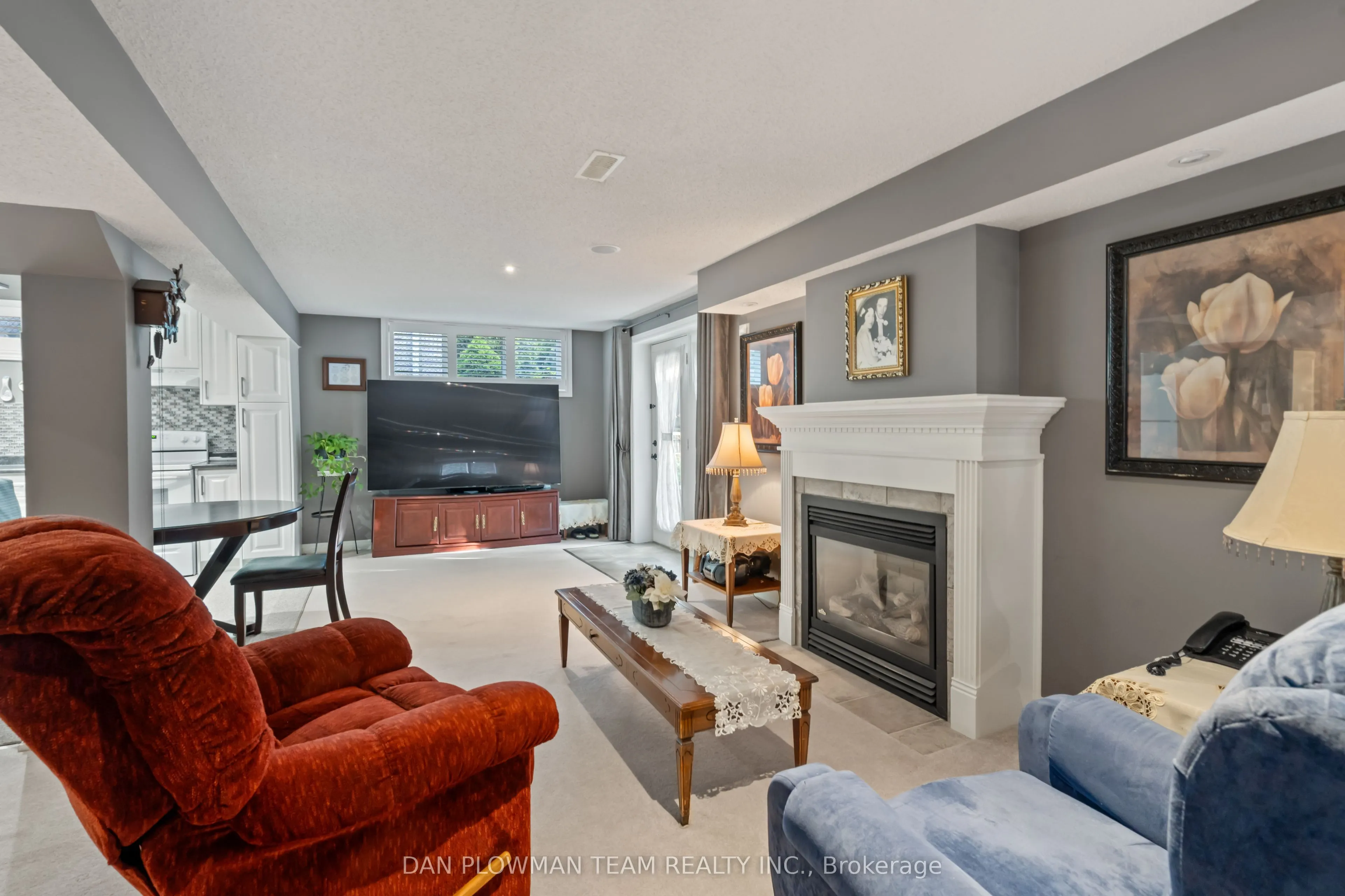 264 Ryerson Crescent