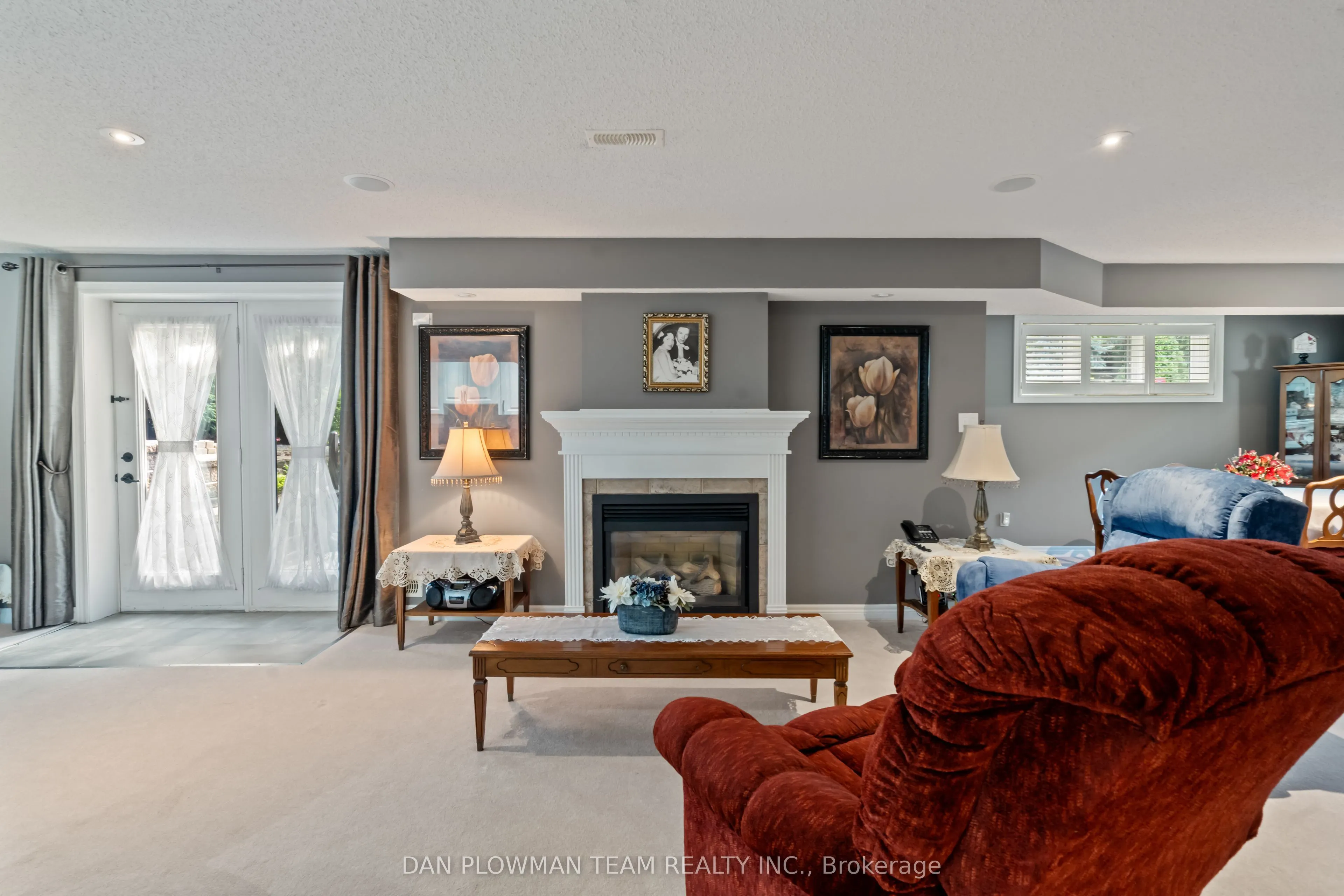 264 Ryerson Crescent