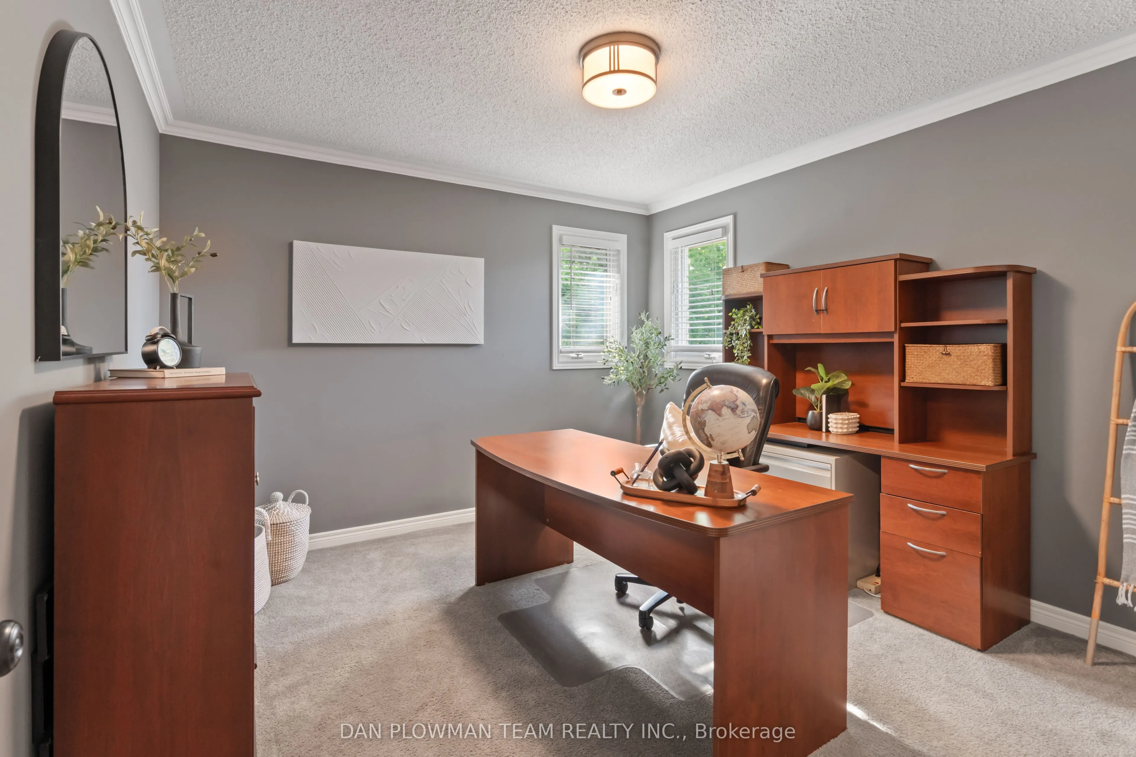 264 Ryerson Crescent