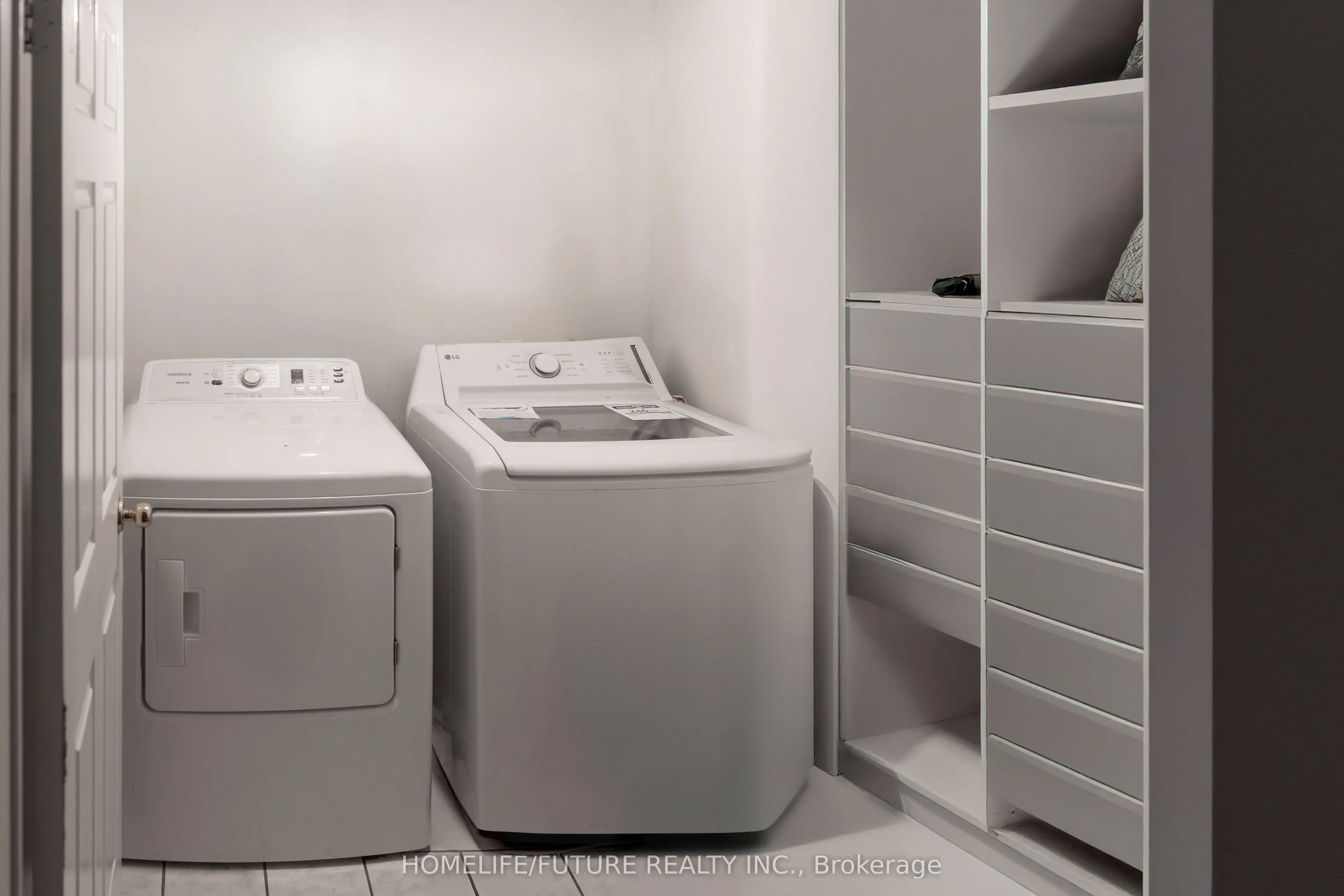 19 Rosebank Drive, #106