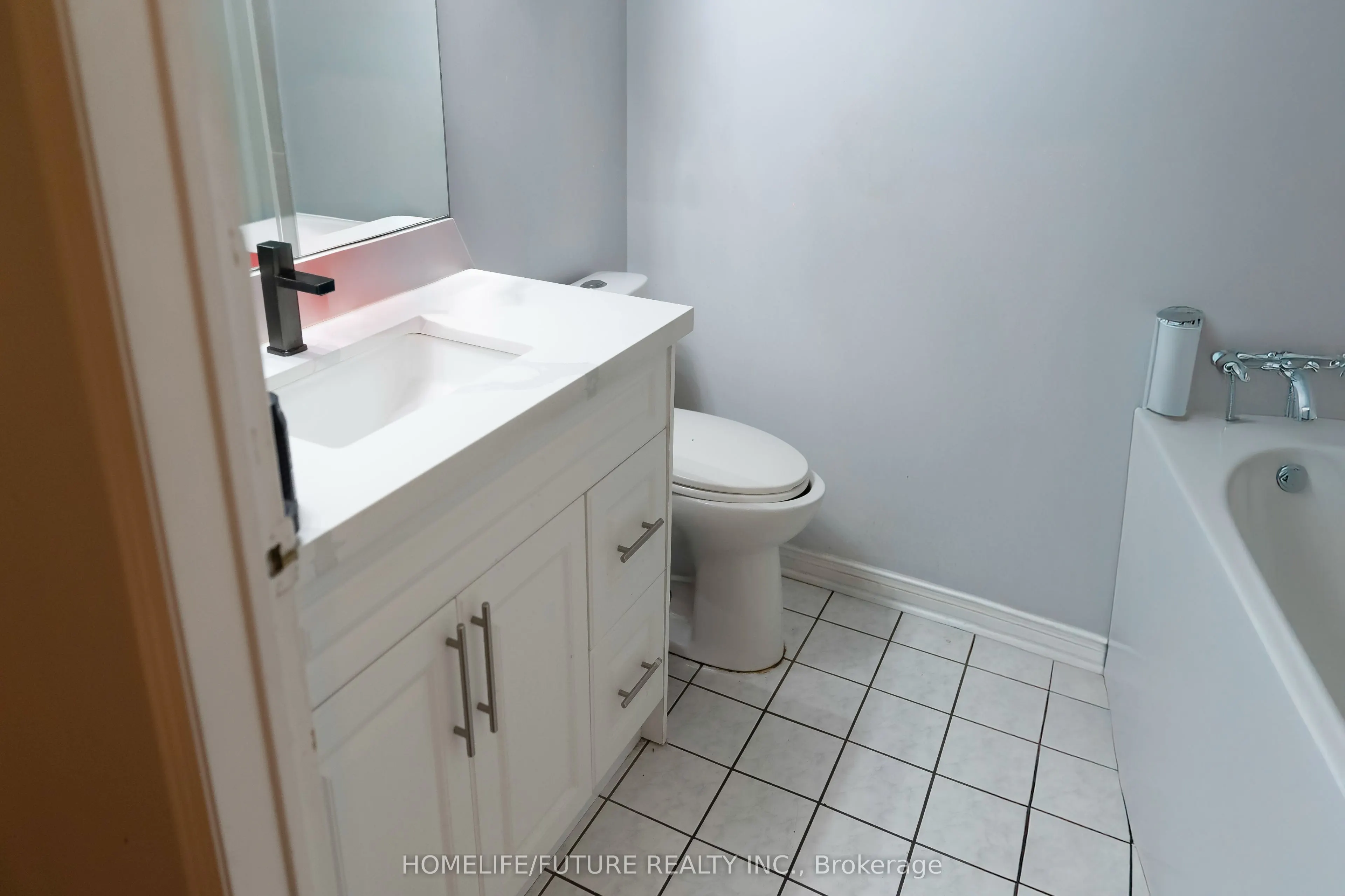 19 Rosebank Drive, #106