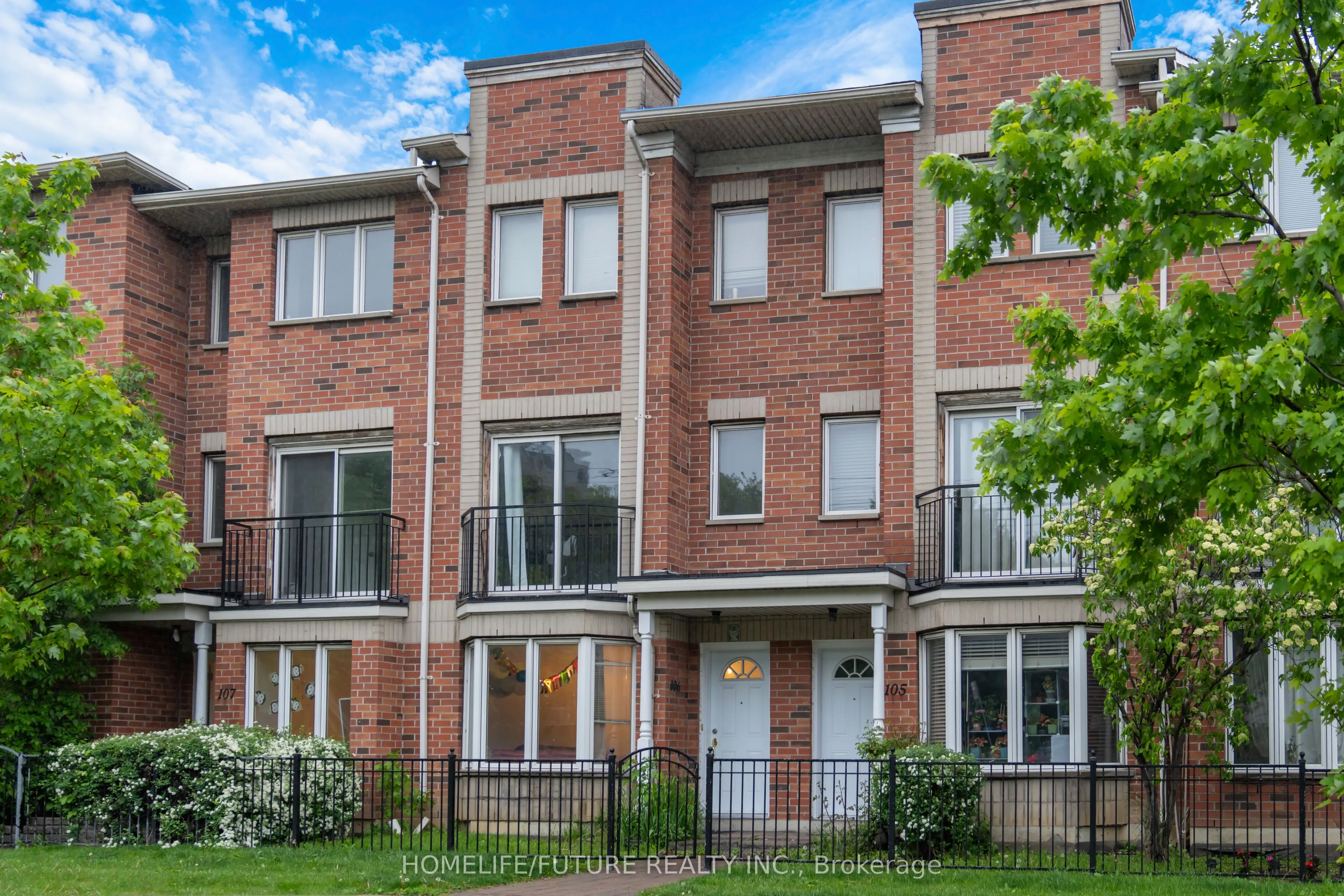 19 Rosebank Drive, #106