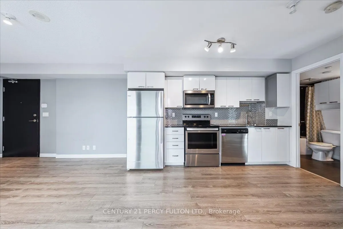 2150 Lawrence Avenue E, #1503