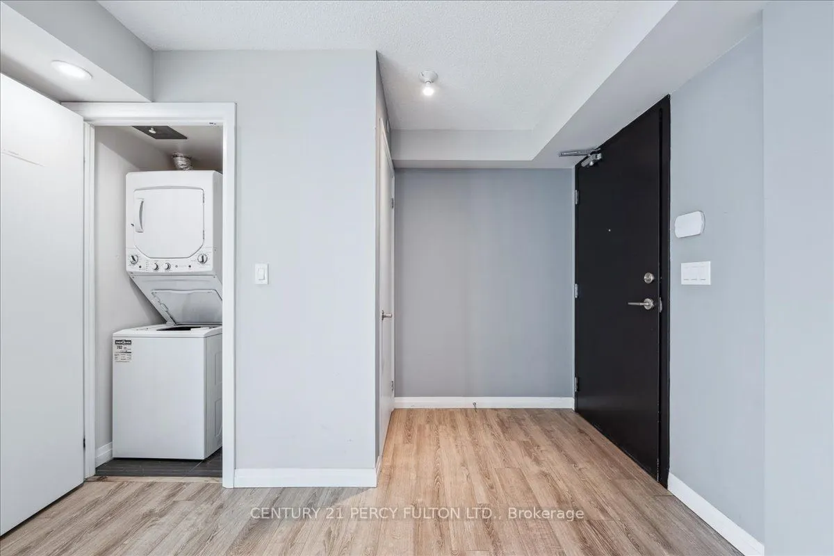 2150 Lawrence Avenue E, #1503