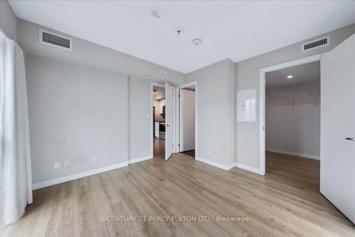 2150 Lawrence Avenue E, #1503