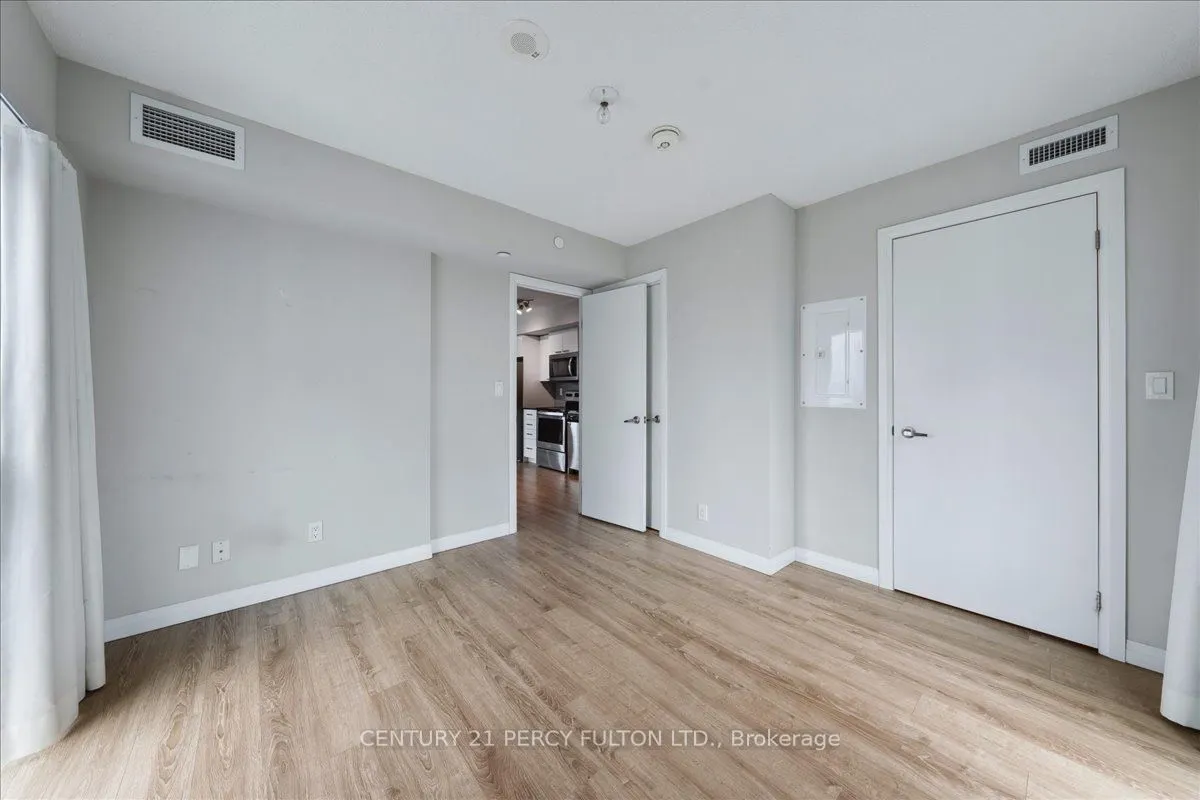 2150 Lawrence Avenue E, #1503