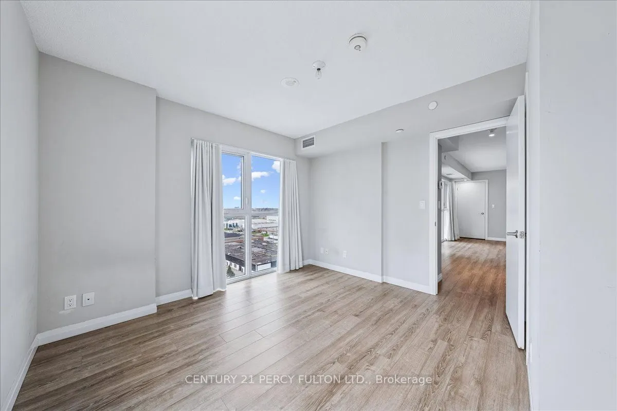 2150 Lawrence Avenue E, #1503