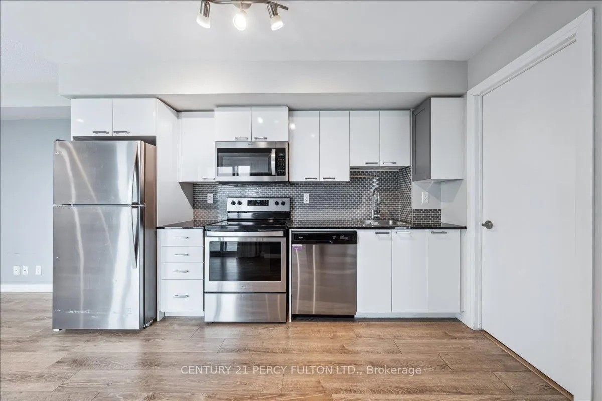 2150 Lawrence Avenue E, #1503