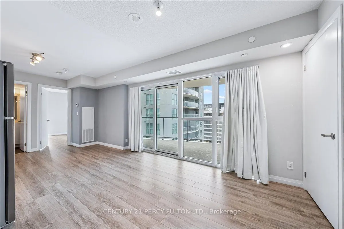 2150 Lawrence Avenue E, #1503
