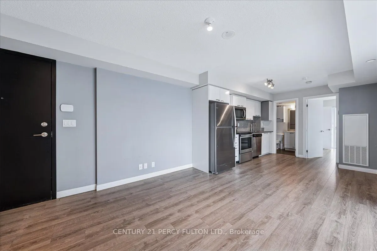 2150 Lawrence Avenue E, #1503