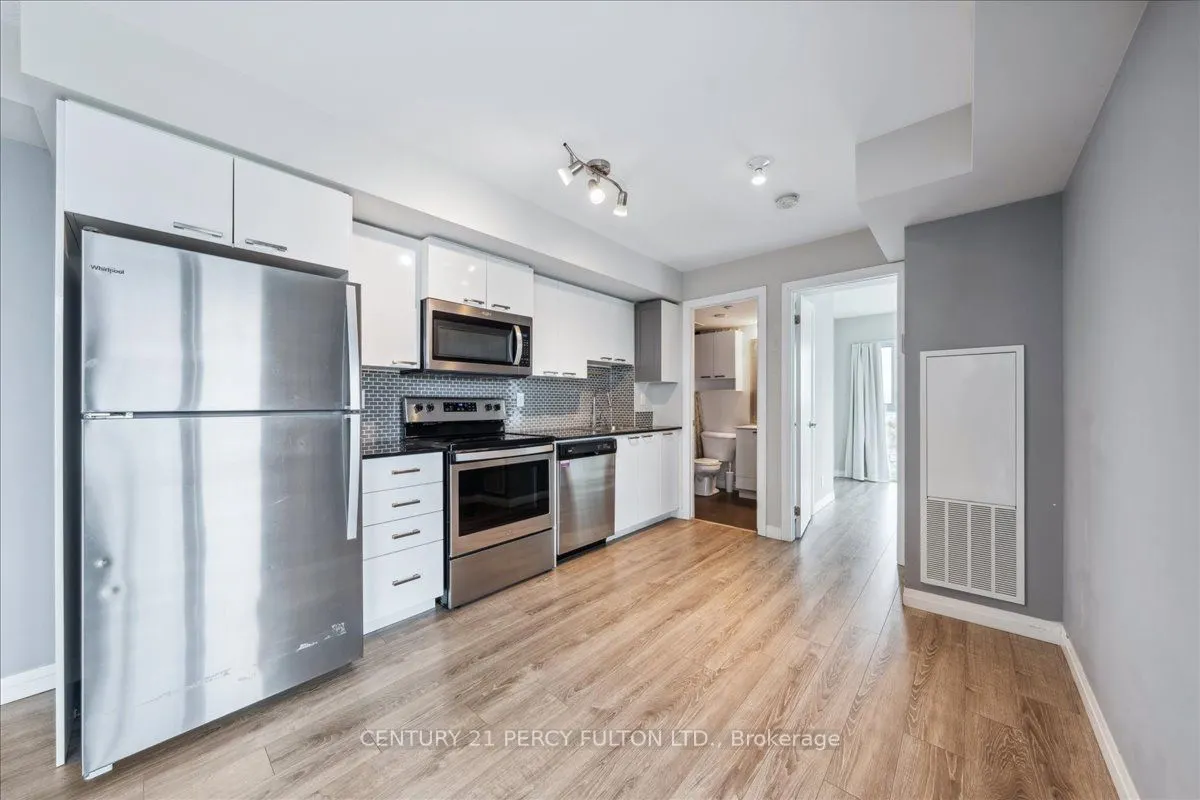 2150 Lawrence Avenue E, #1503