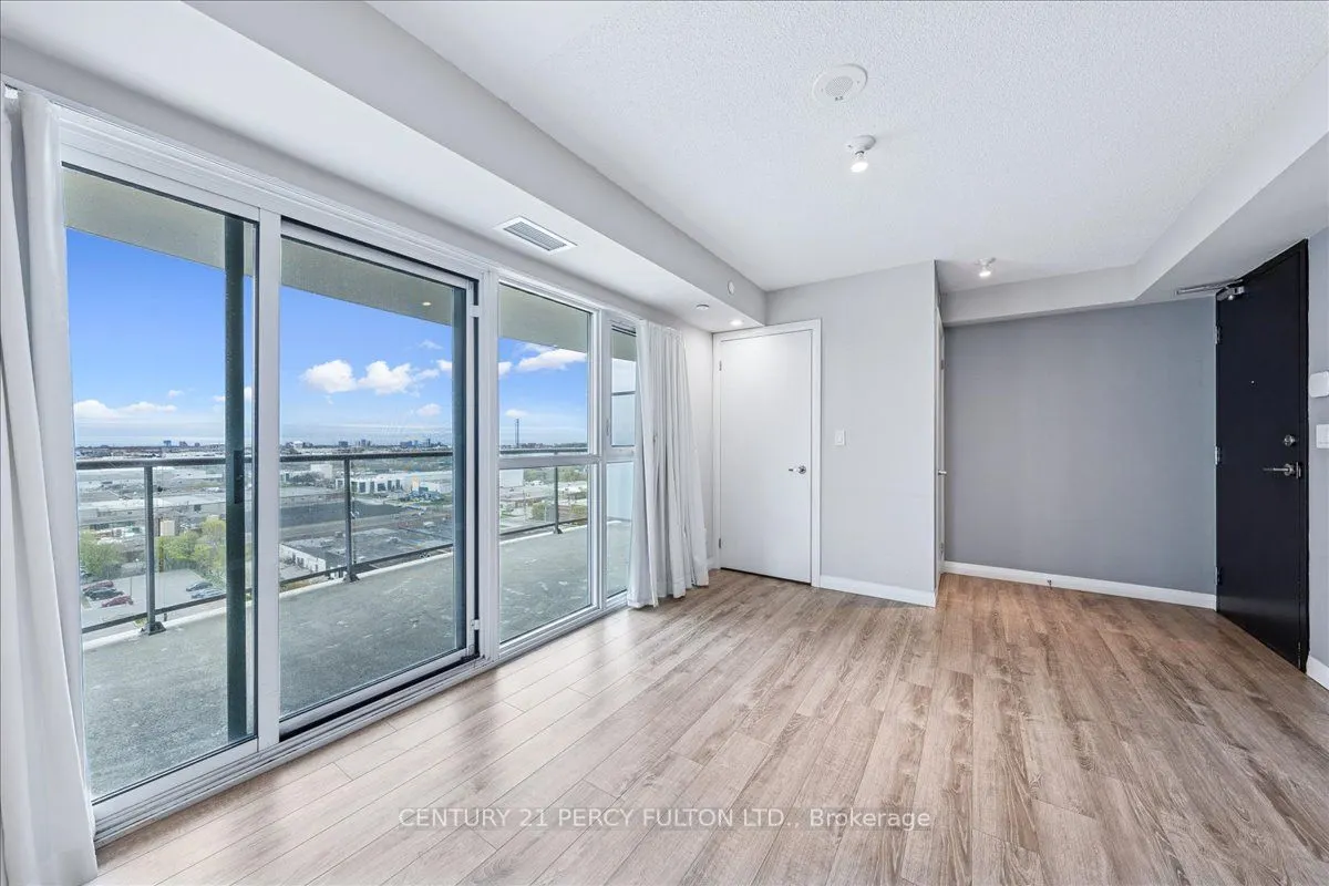 2150 Lawrence Avenue E, #1503