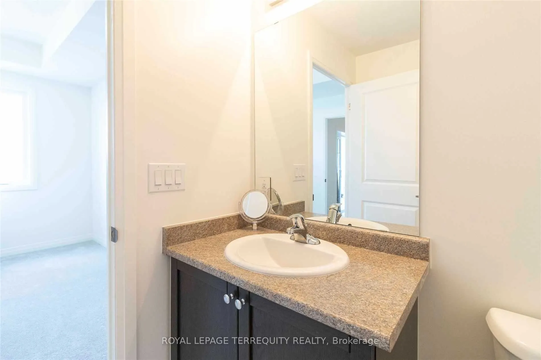 70 Shipway Avenue, #111