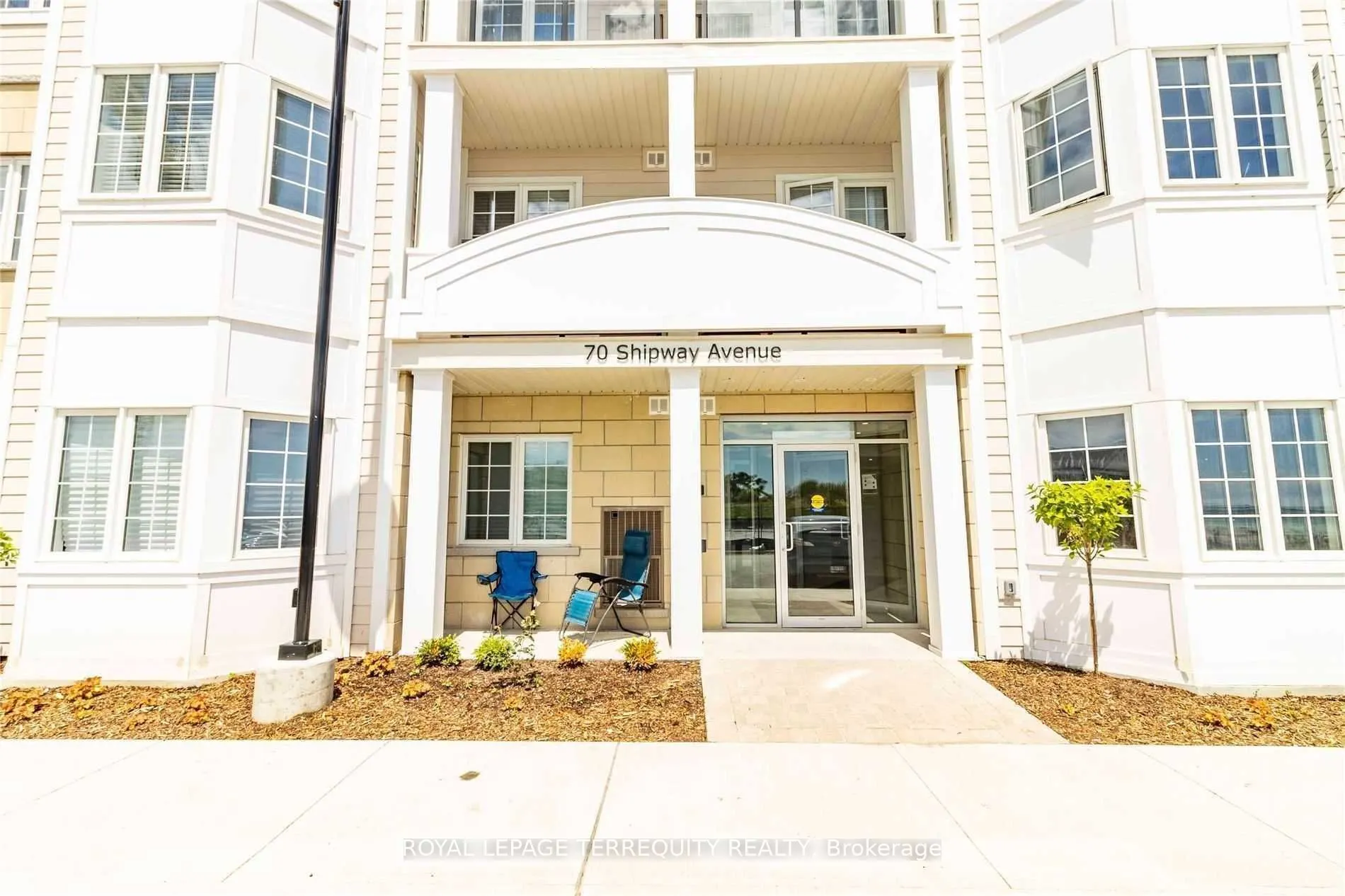 70 Shipway Avenue, #111