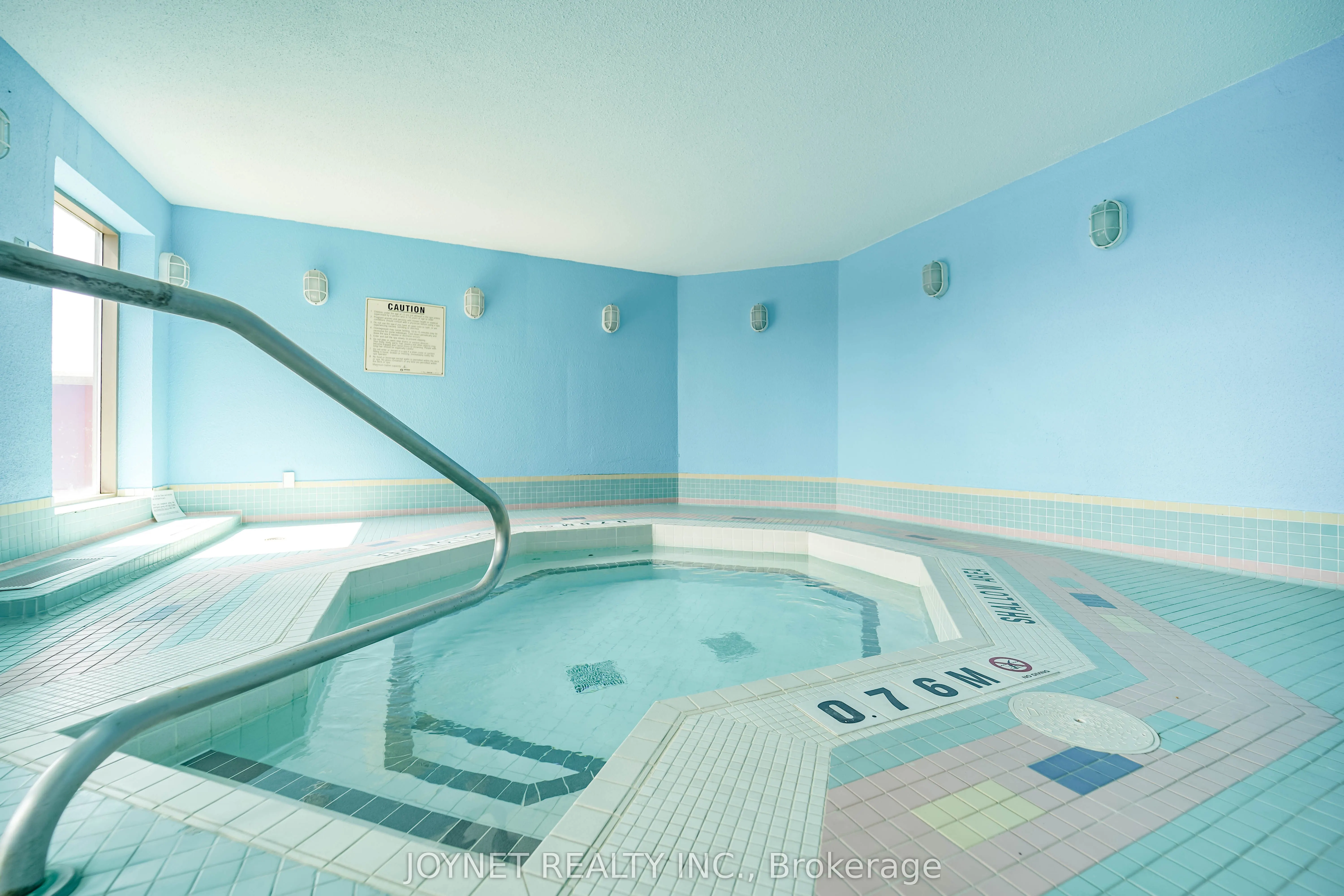 2460 Eglinton Avenue E #917
