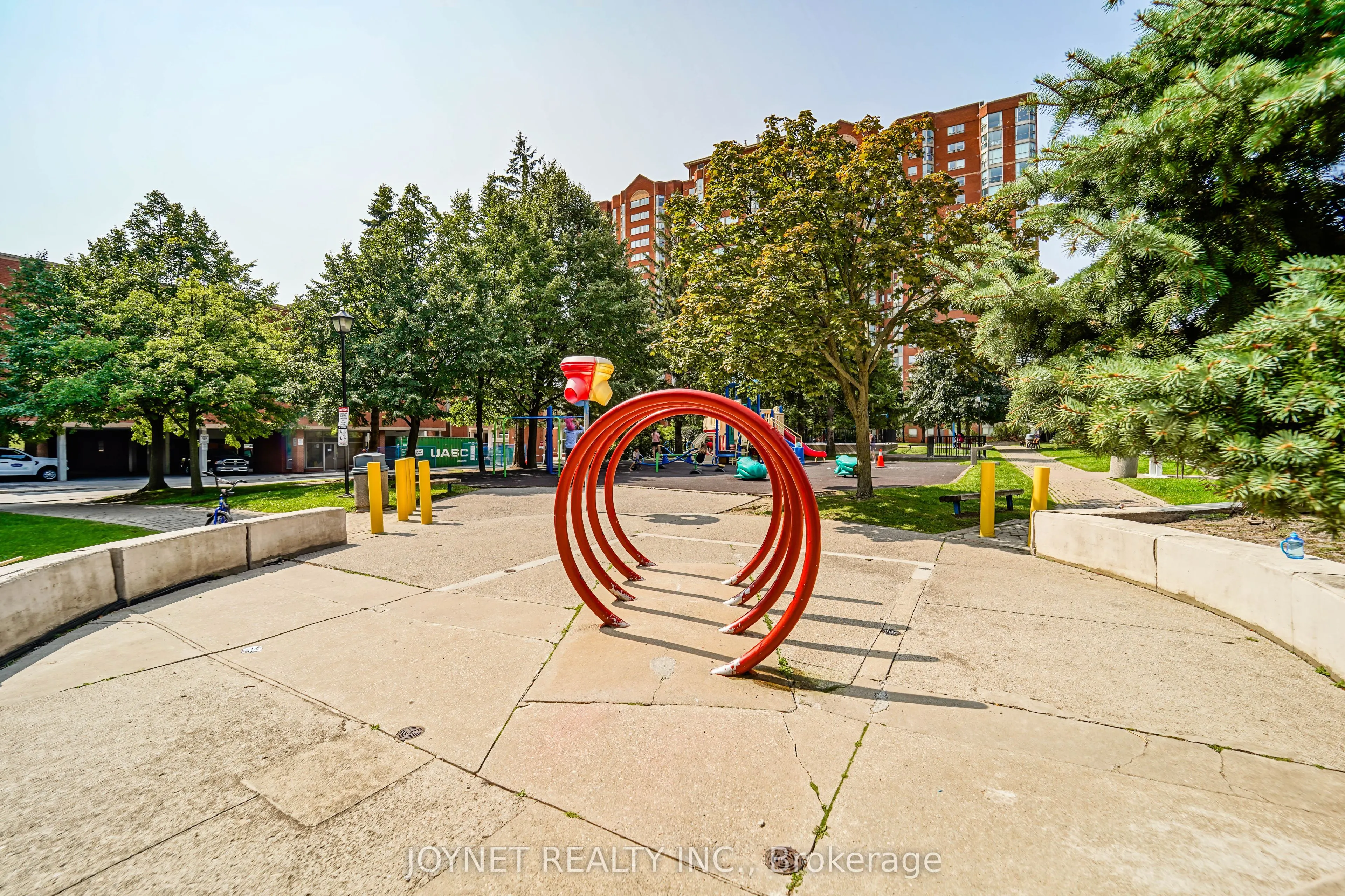 2460 Eglinton Avenue E #917