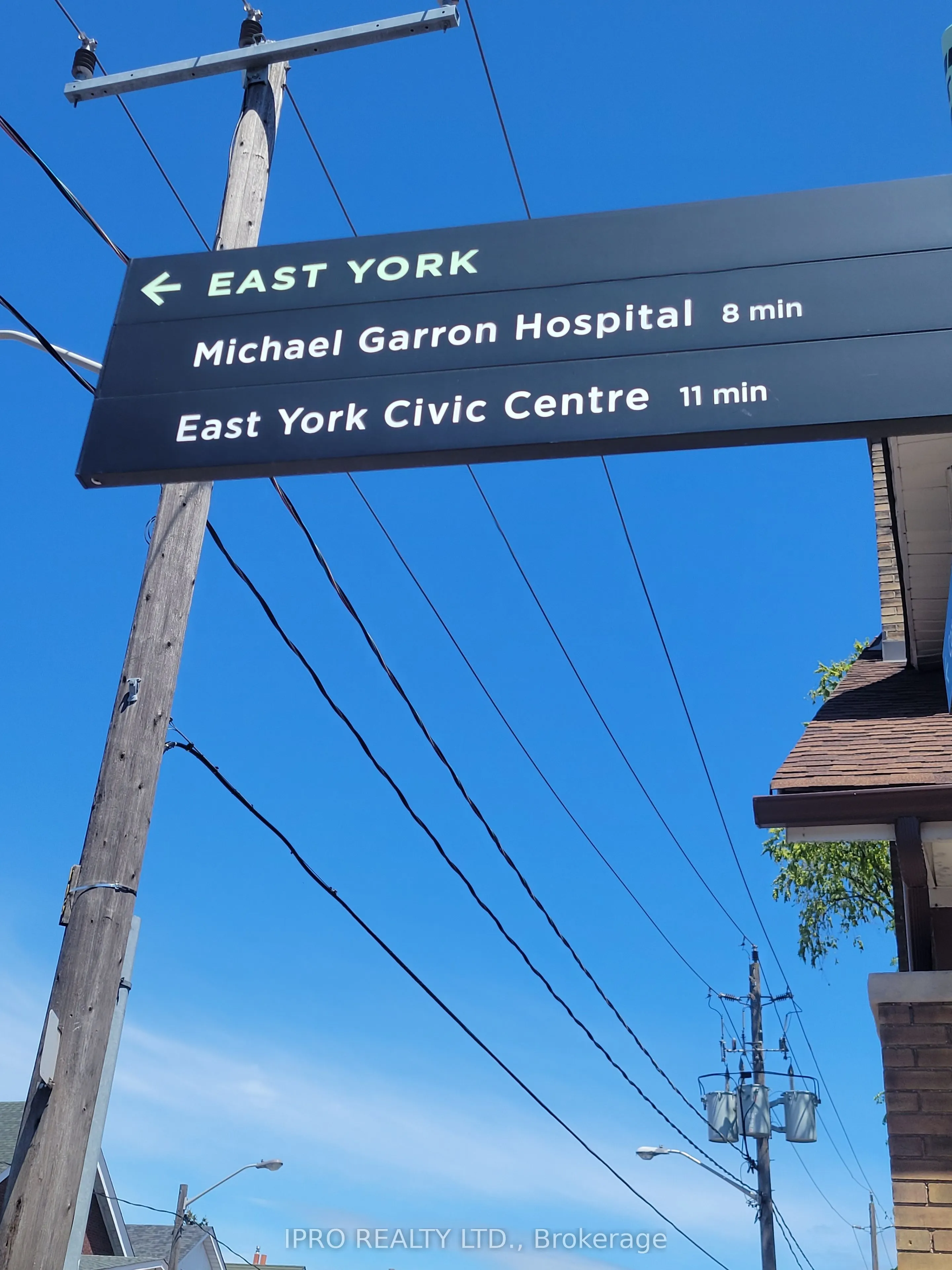 719 Coxwell Avenue, ## Upper 2